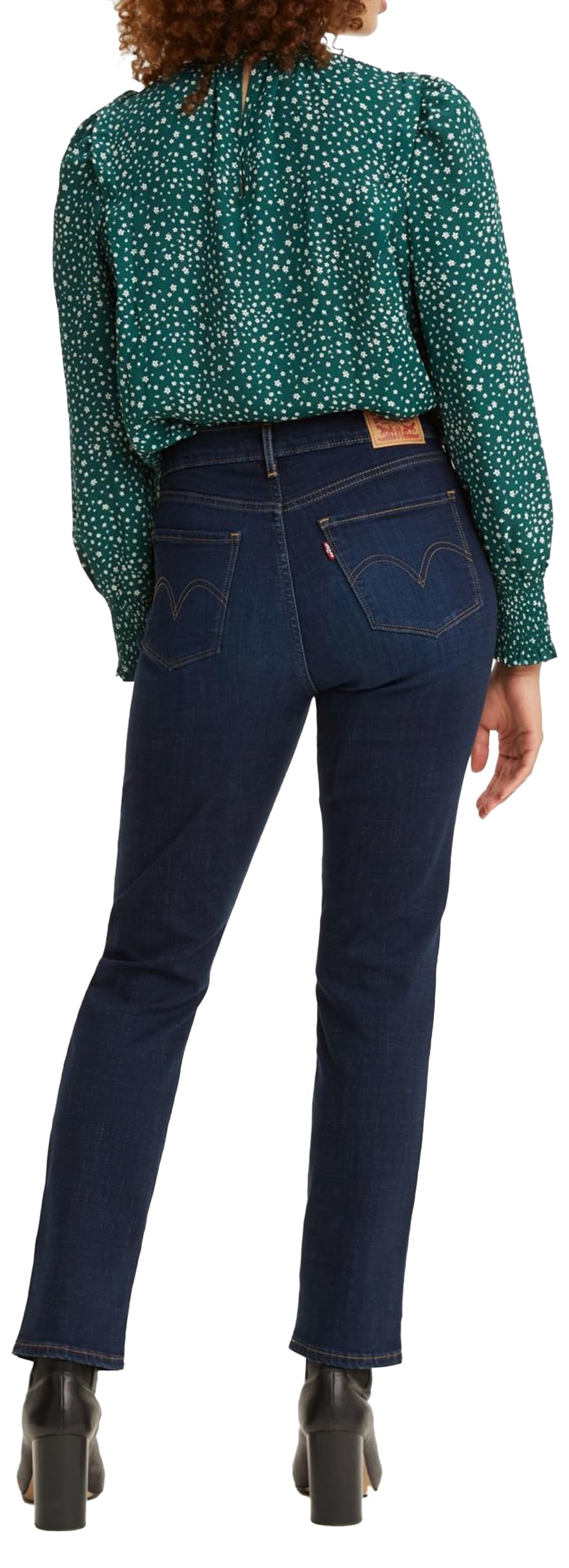 Levi's Women's Classic Straight Jeans - Comfortable Mid Rise Denim Pants for Casual Wear & Everyday Outfits