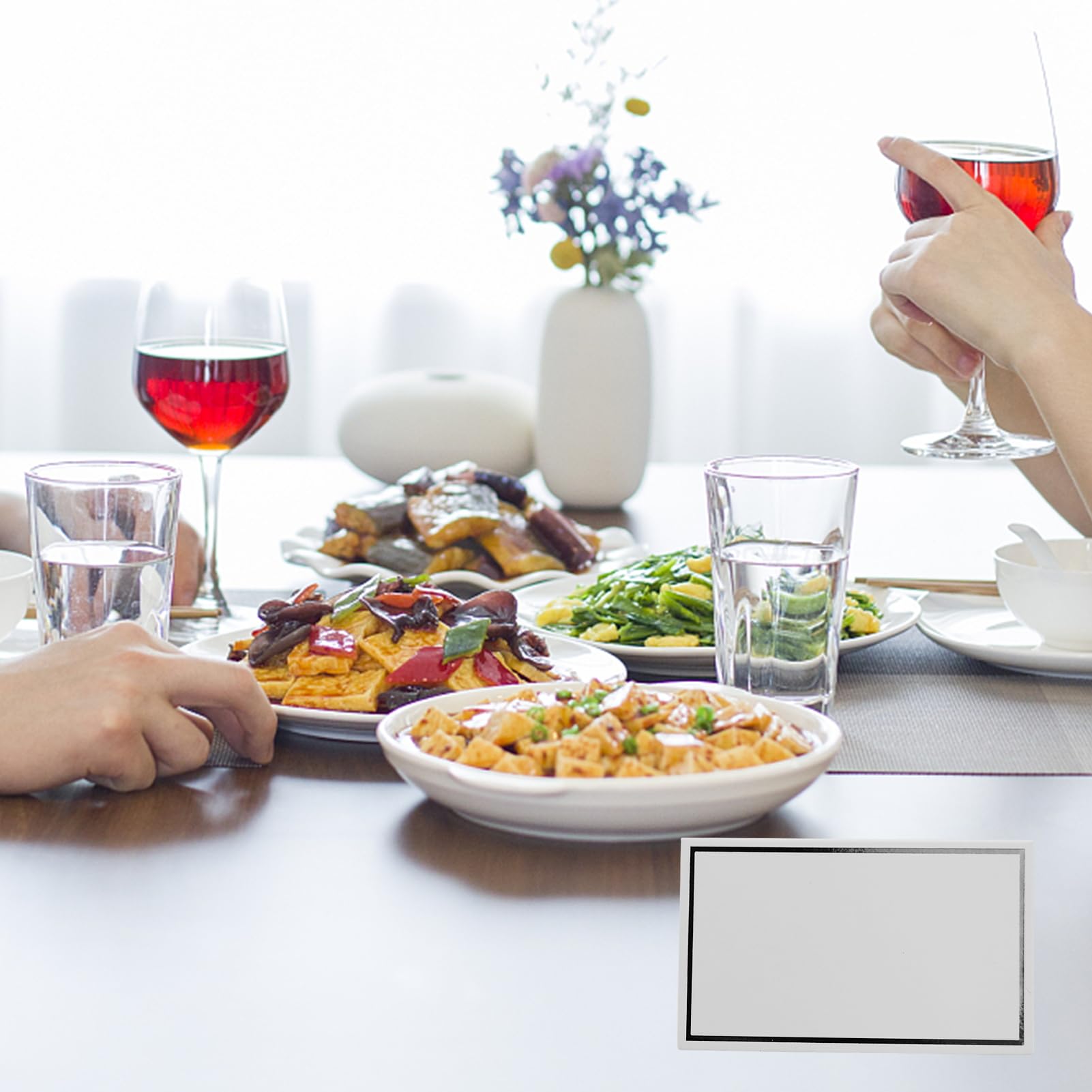LAMXD 30-Pack White Folded Name Place Cards for Wedding, Birthday Party, Reception & Table Setting | Elegant Place Cards for Seating Arrangement | Perfect for Events, Dinner Parties & Special Occasions