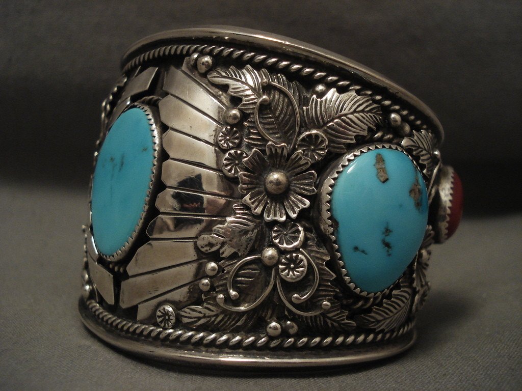 145g Large Vintage Navajo Turquoise Native American Silver Bracelet - Authentic Handmade Jewelry for Boho Fashion & Special Occasions
