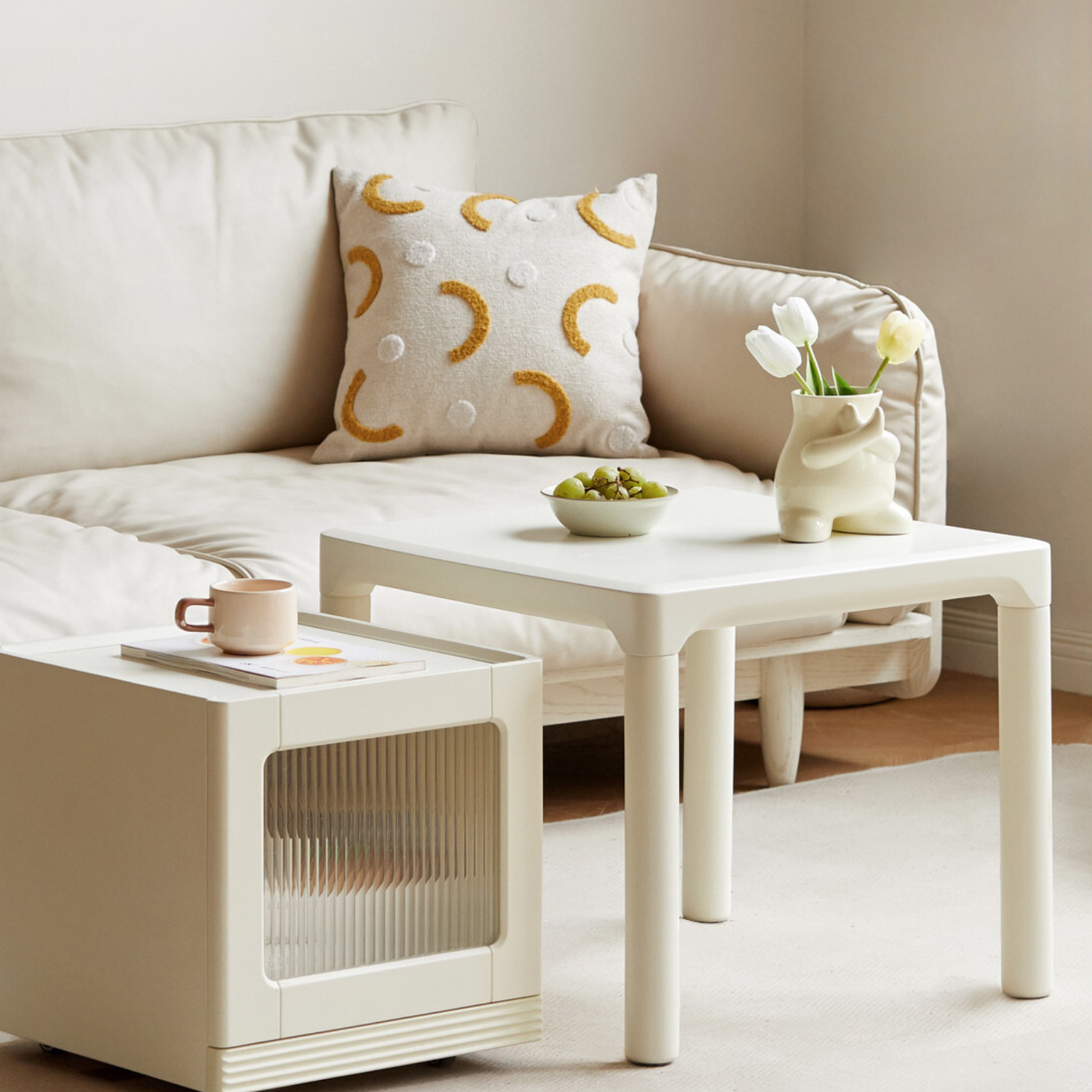 Modern Pine Solid Wood Coffee Table with Storage - Mobile Side Table for Living Room, Bedroom & Office - Rustic Home Decor & Functional Furniture