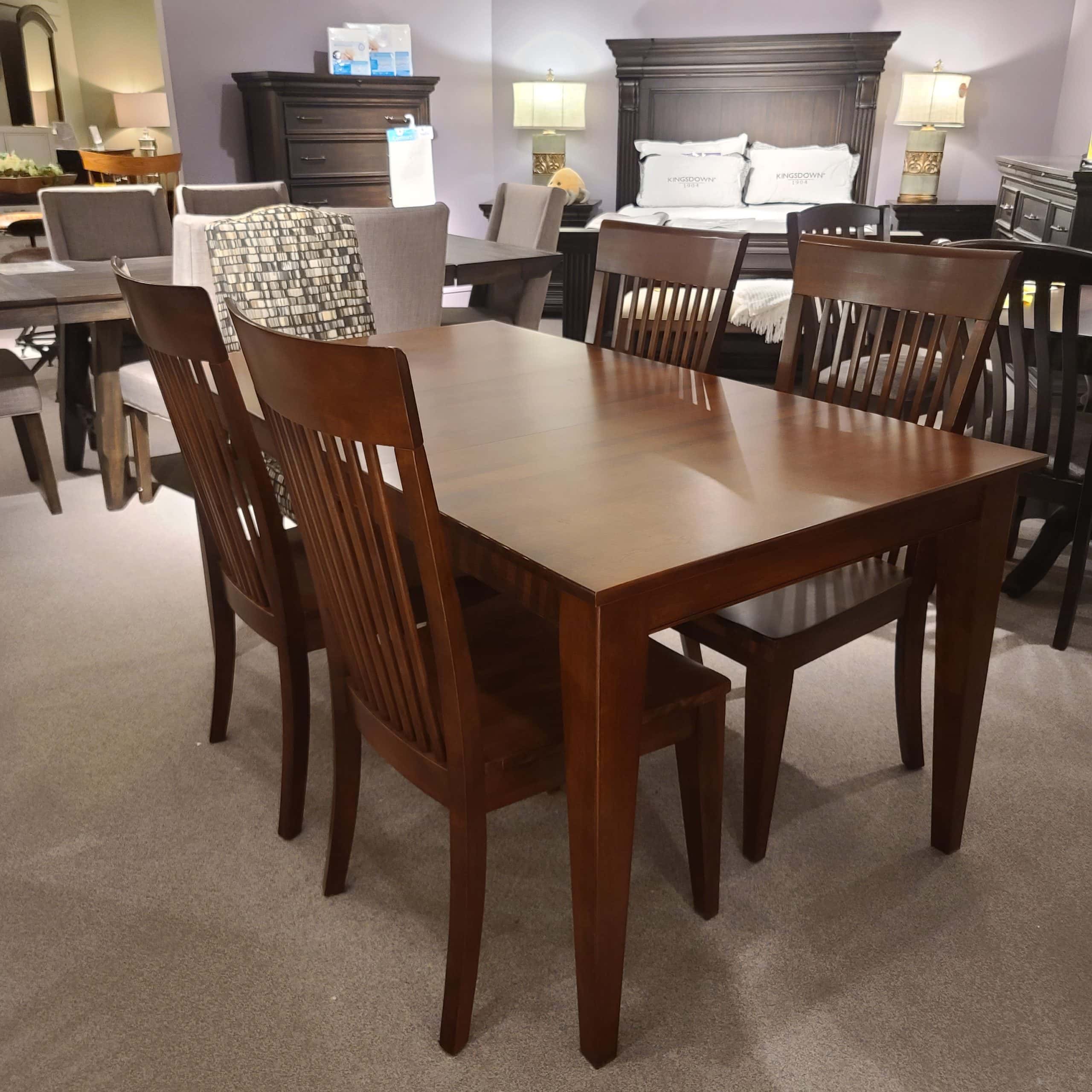 5-Piece Solid Wood Dining Set - Elegant & Durable Kitchen Table & Chairs for Family Meals & Entertaining