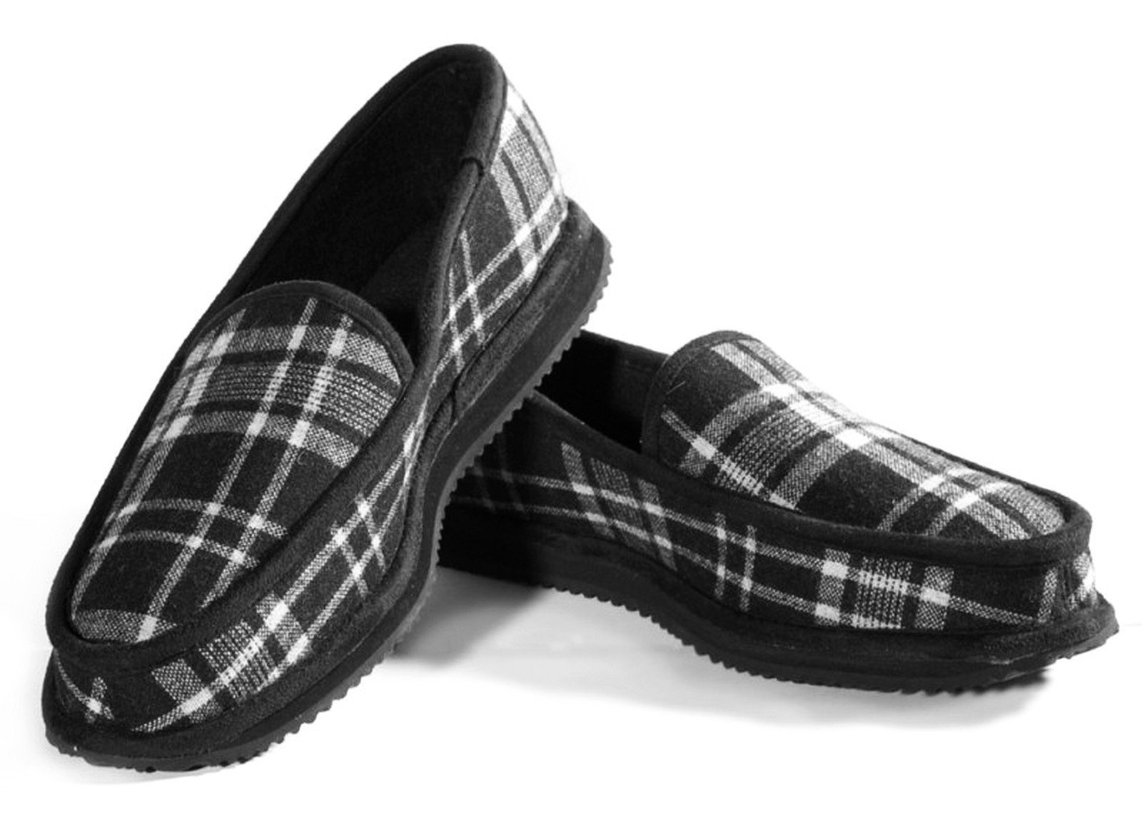 HG Villains Plaid Berry Checkered House Slippers - Cozy Indoor Slippers for Women & Men - Soft Warm Winter Home Shoes for Relaxing, Lounging & Cold Floors