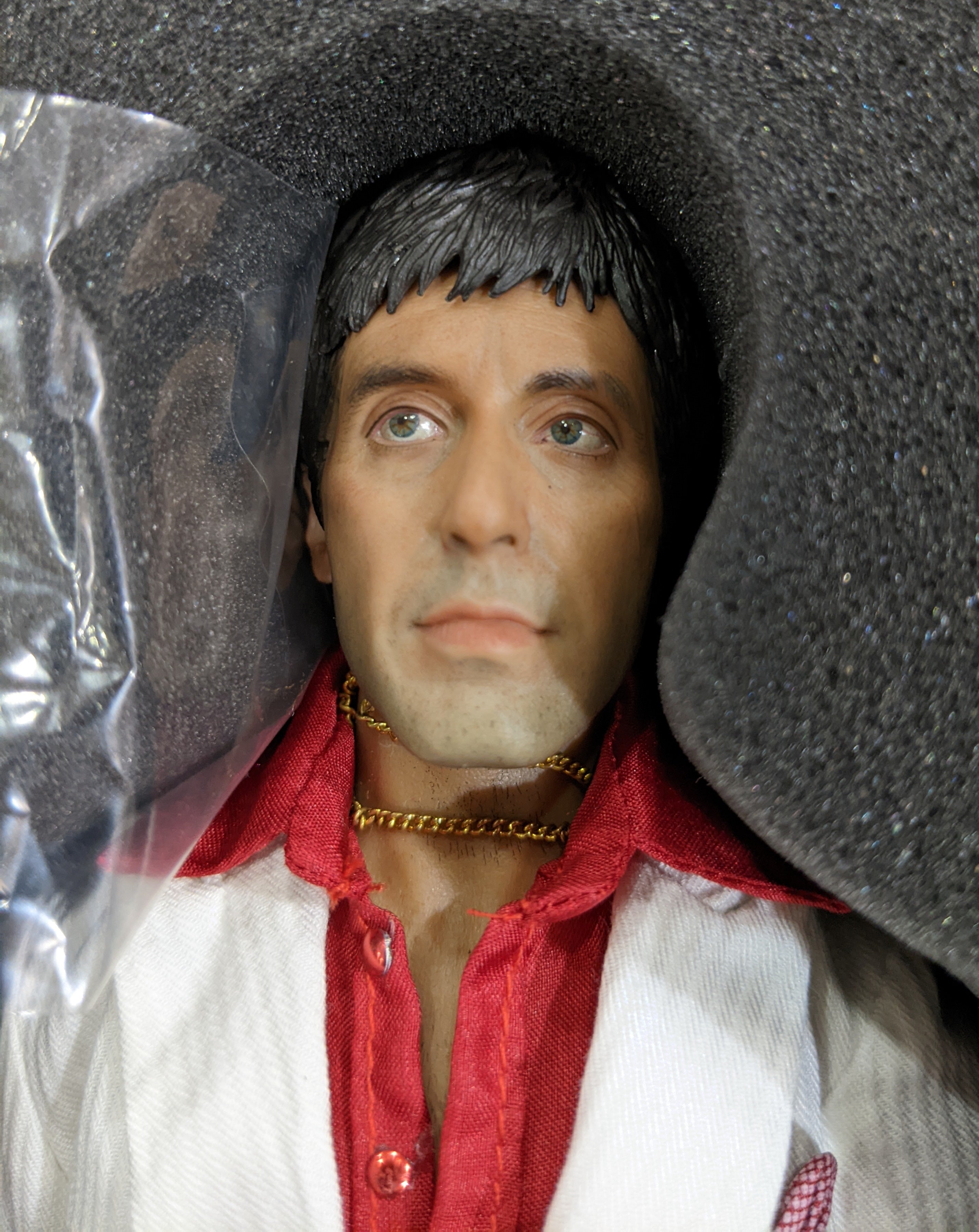 Enterbay Real Masterpiece 1/6 Scarface Tony Montana The Respect Version - Highly Detailed Sixth Scale Collectible Action Figure with Open Box - Perfect for Movie Fans and Collectors Display