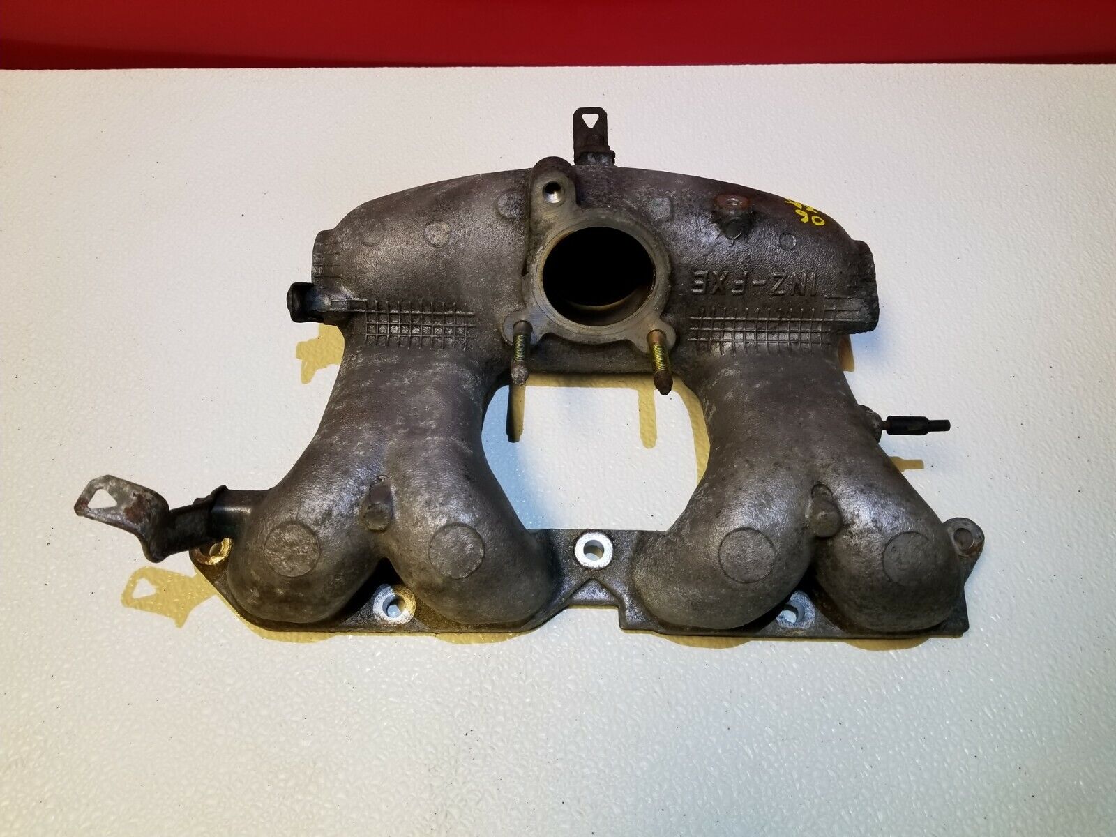 04 05 06 Scion XA 1.5L Lower Intake Manifold OEM Replacement Part - Perfect for Engine Performance Upgrade & Repair