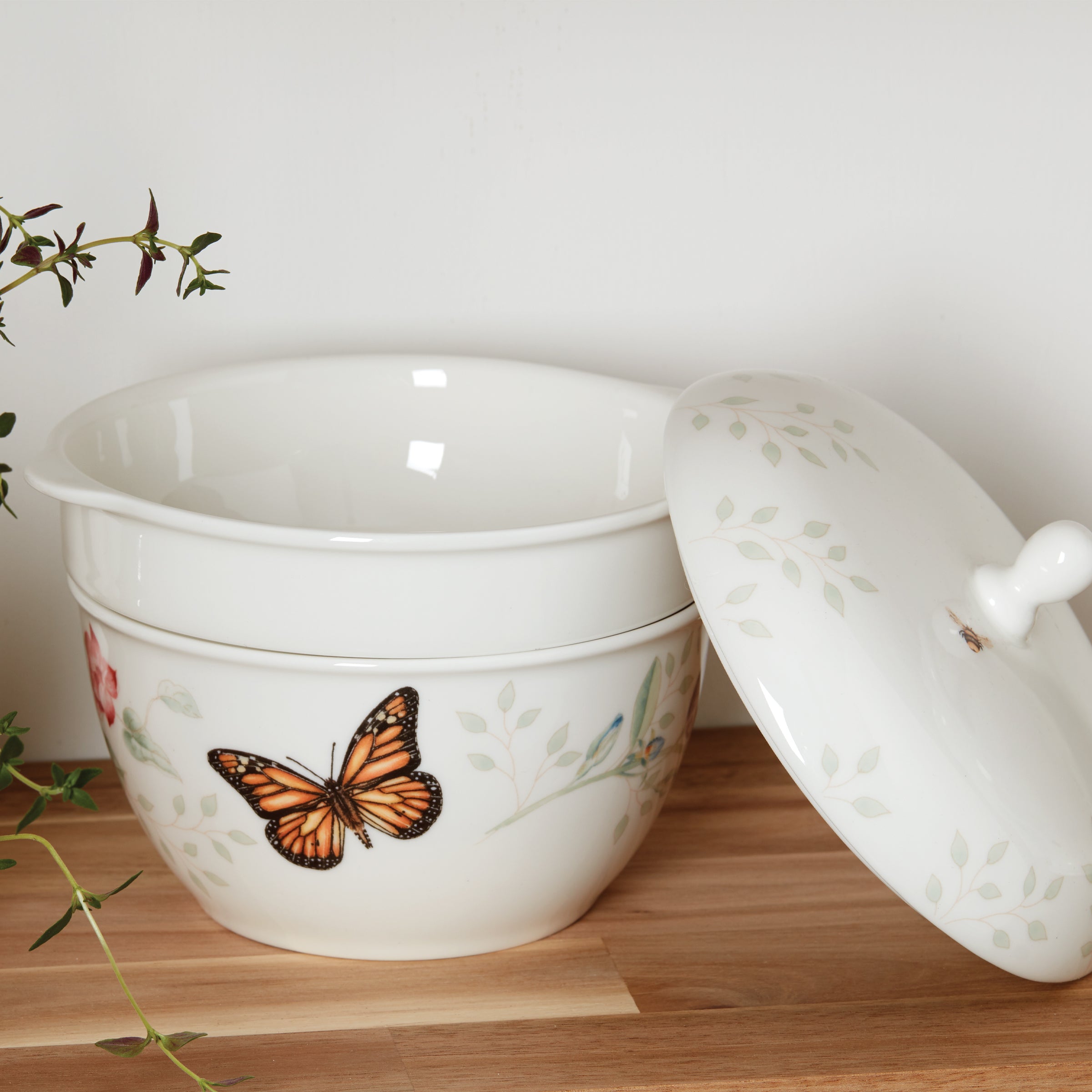 Butterfly Meadow 3-Piece Stackable Bowl Set - Colorful Nesting Bowls for Serving, Mixing & Food Storage - Perfect for Kitchen, Dining & Party Use