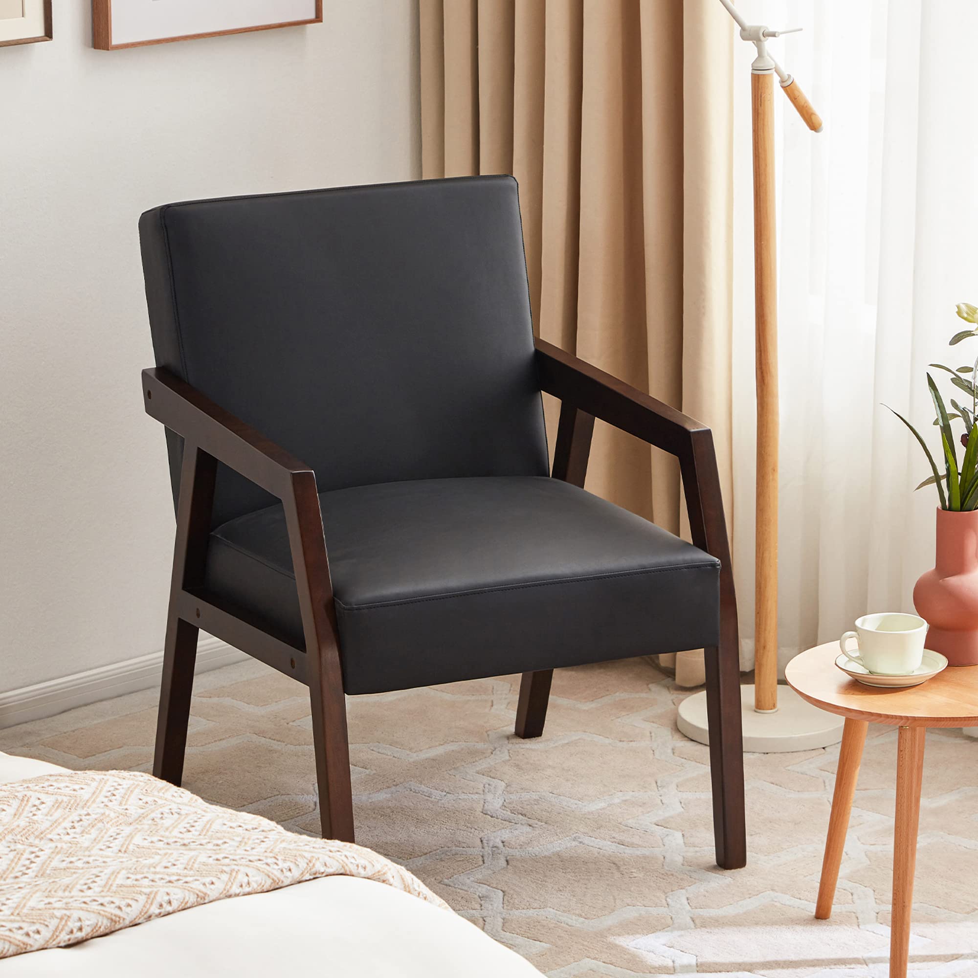HUIMO PU Leather Side Chair - Modern Mid Century Accent Chair with Wooden Arms - Upholstered Living Room, Bedroom & Reading Chair - Elegant Black Leather Seating for Home Office & Lounge Areas