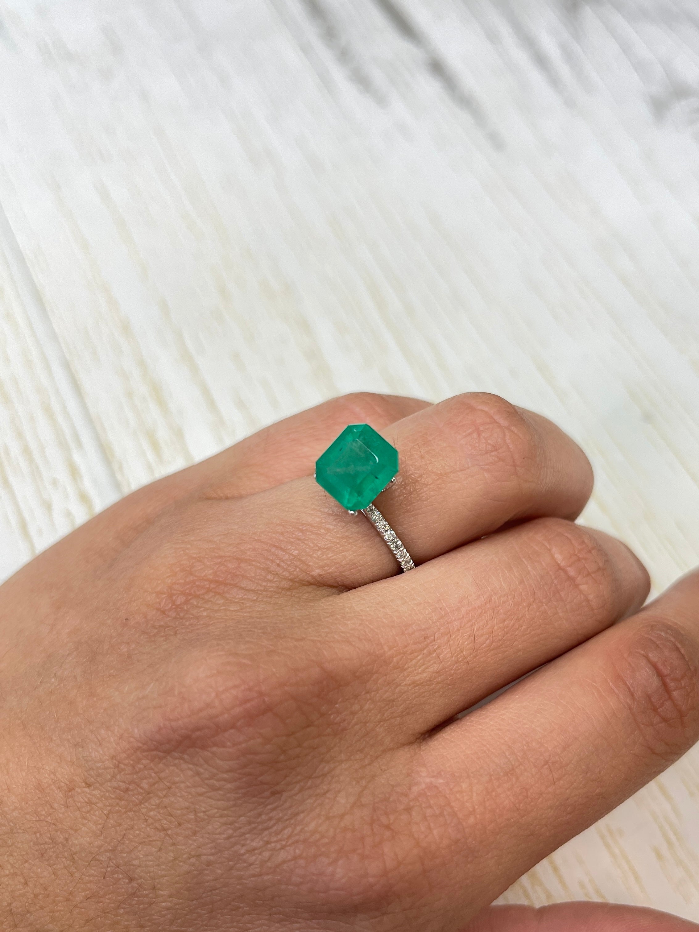 4.34 Carat 9.5x9mm Natural Colombian Emerald Gemstone - Asscher Cut Forest Green Loose Stone for Jewelry Making, Engagement Rings & Luxury Gifts
