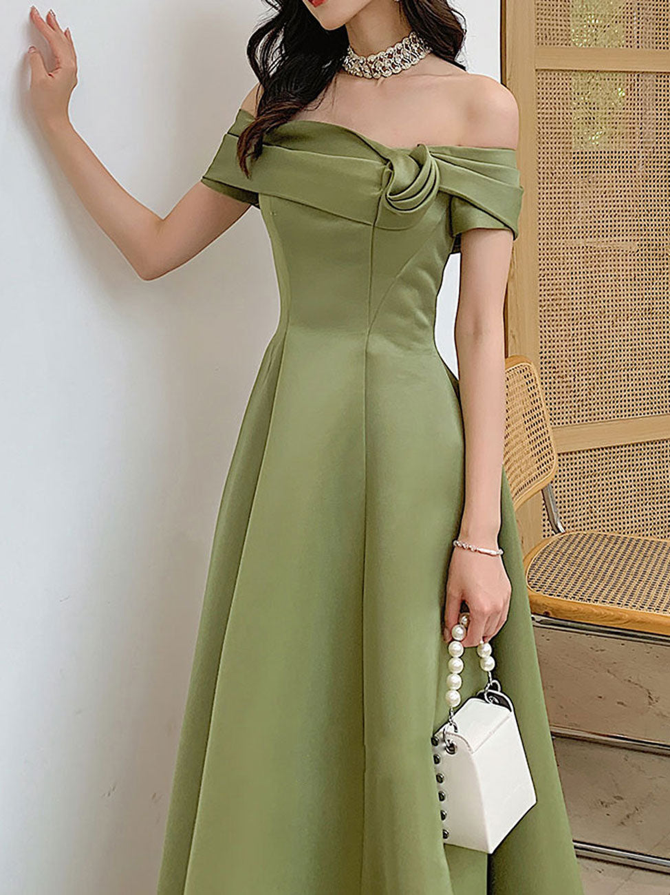 Elegant A-Line Satin Green Long Prom Dress | Off-Shoulder Formal Evening Gown for Women | Perfect for Homecoming, Prom Night & Special Occasions
