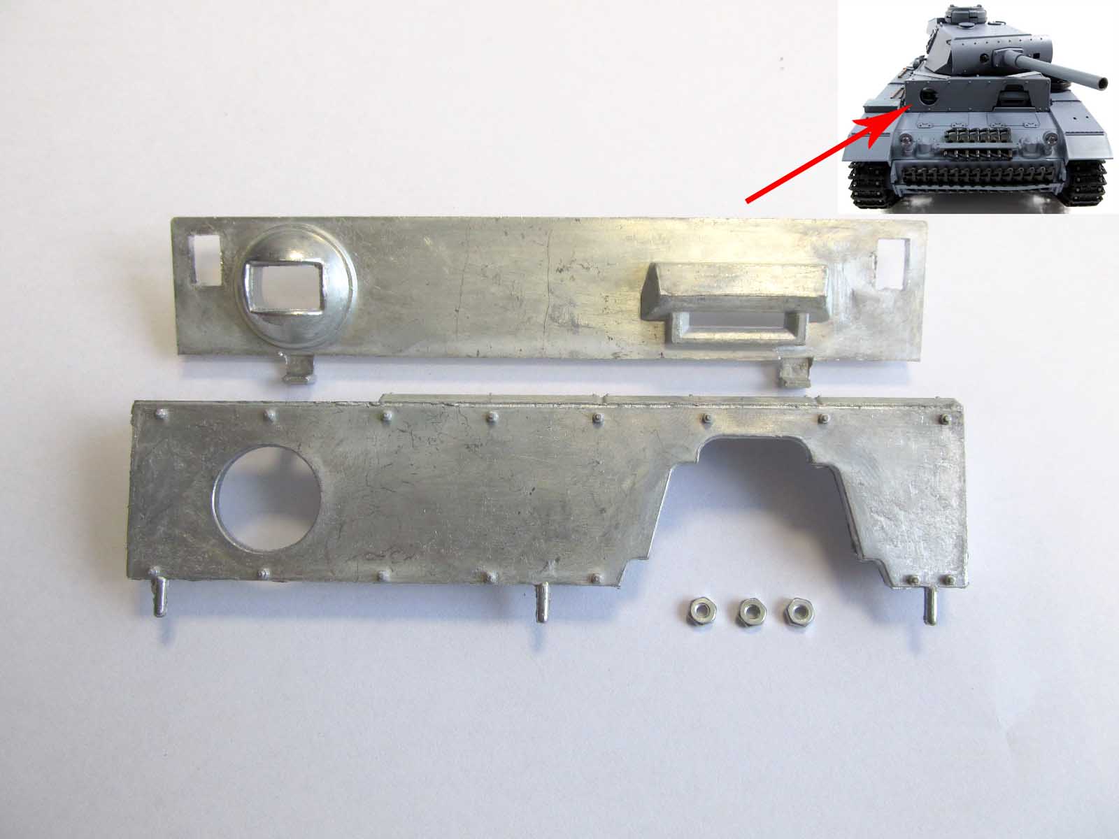 1/16 Mato RTR German Panzer III Metal Tank Spare Parts Set - Fire Extinguisher, Upper Hull, Box Bar, Rear Stand & Front Plate for RC Military Model Collectors & Battle Scenes