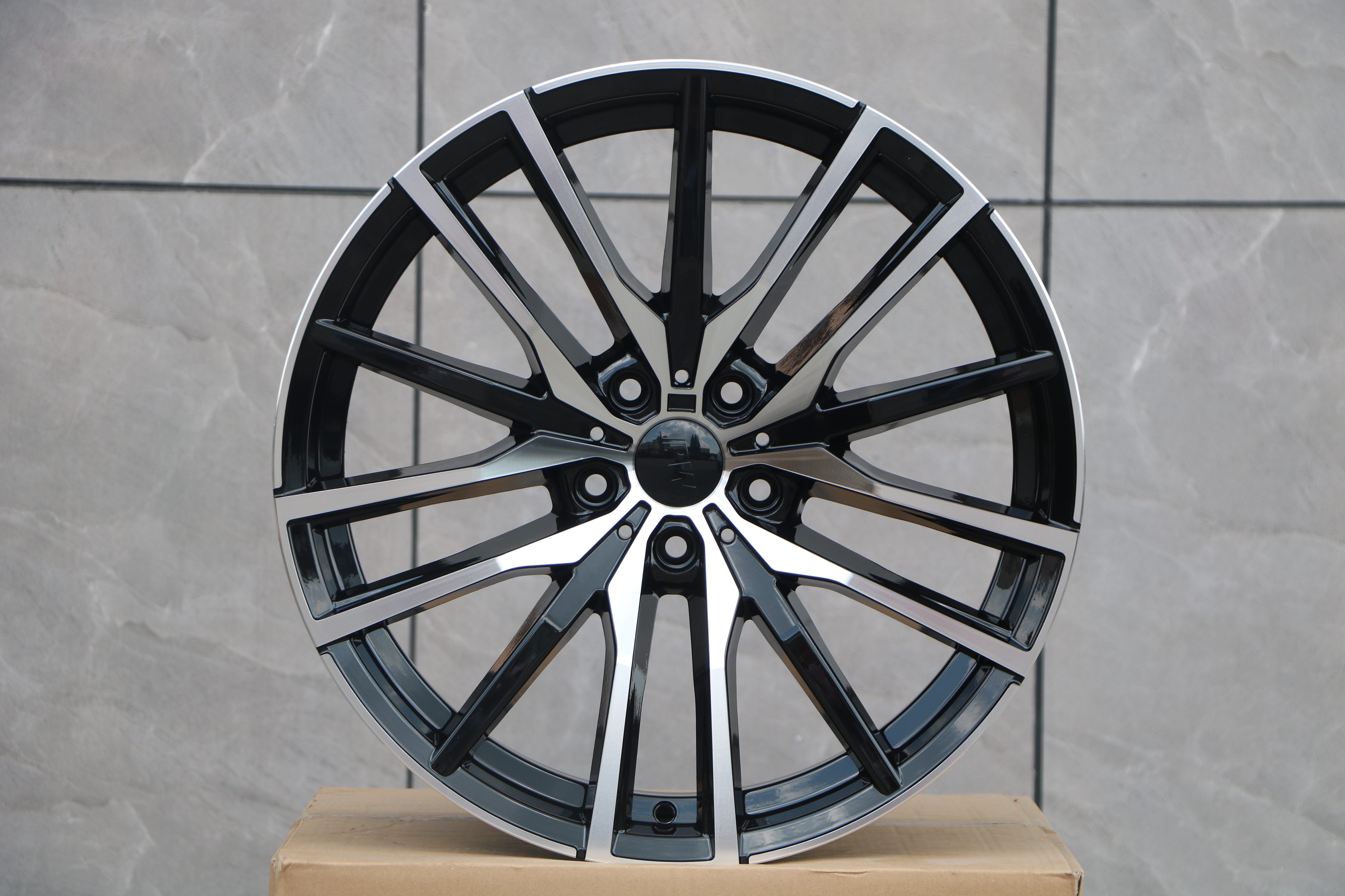 22 Inch W726 Staggered Alloy Wheels 5x120 Bolt Pattern - Perfect Fit for BMW X5 X6 X Series - Enhance Style & Performance for Street & Off-Road Driving