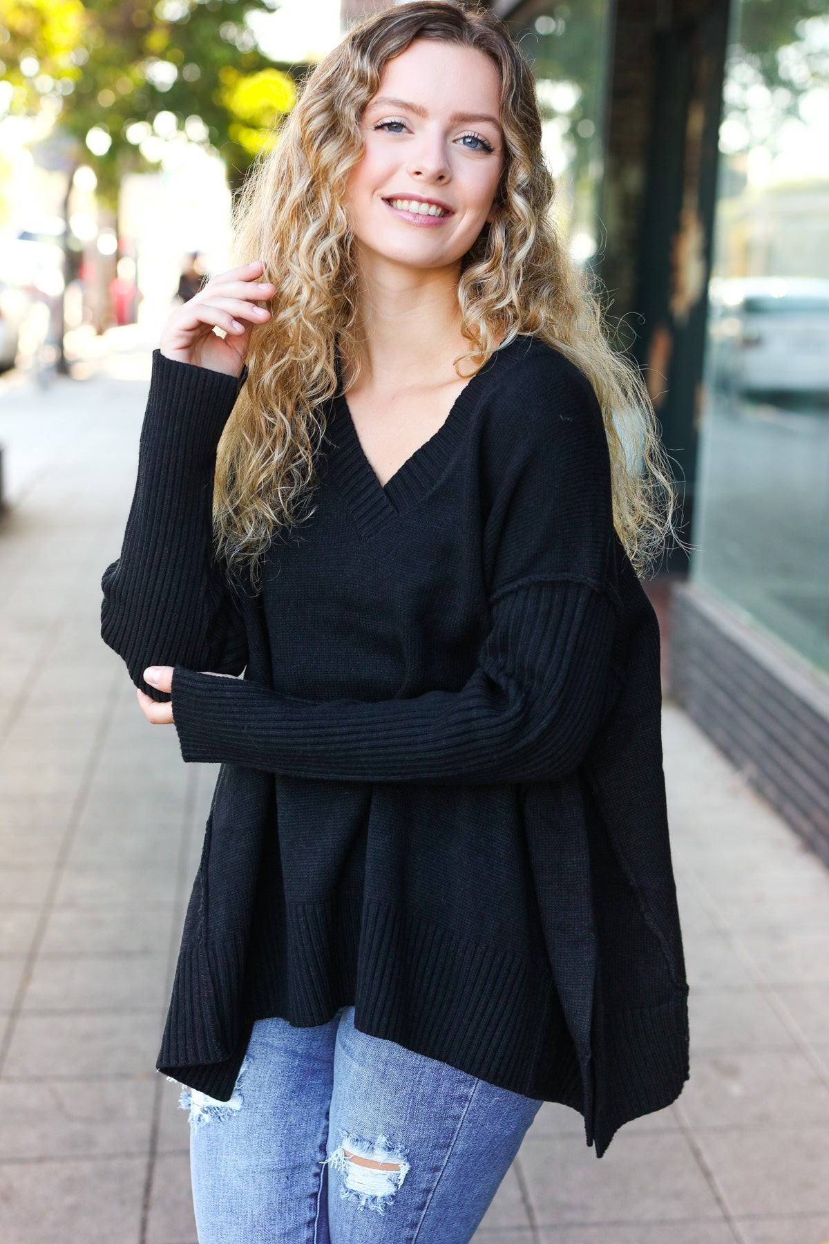 Stylish Black Oversized V-Neck Ribbed Knit Sweater for Women - Cozy & Trendy Fall Winter Pullover for Casual Outings & Layering