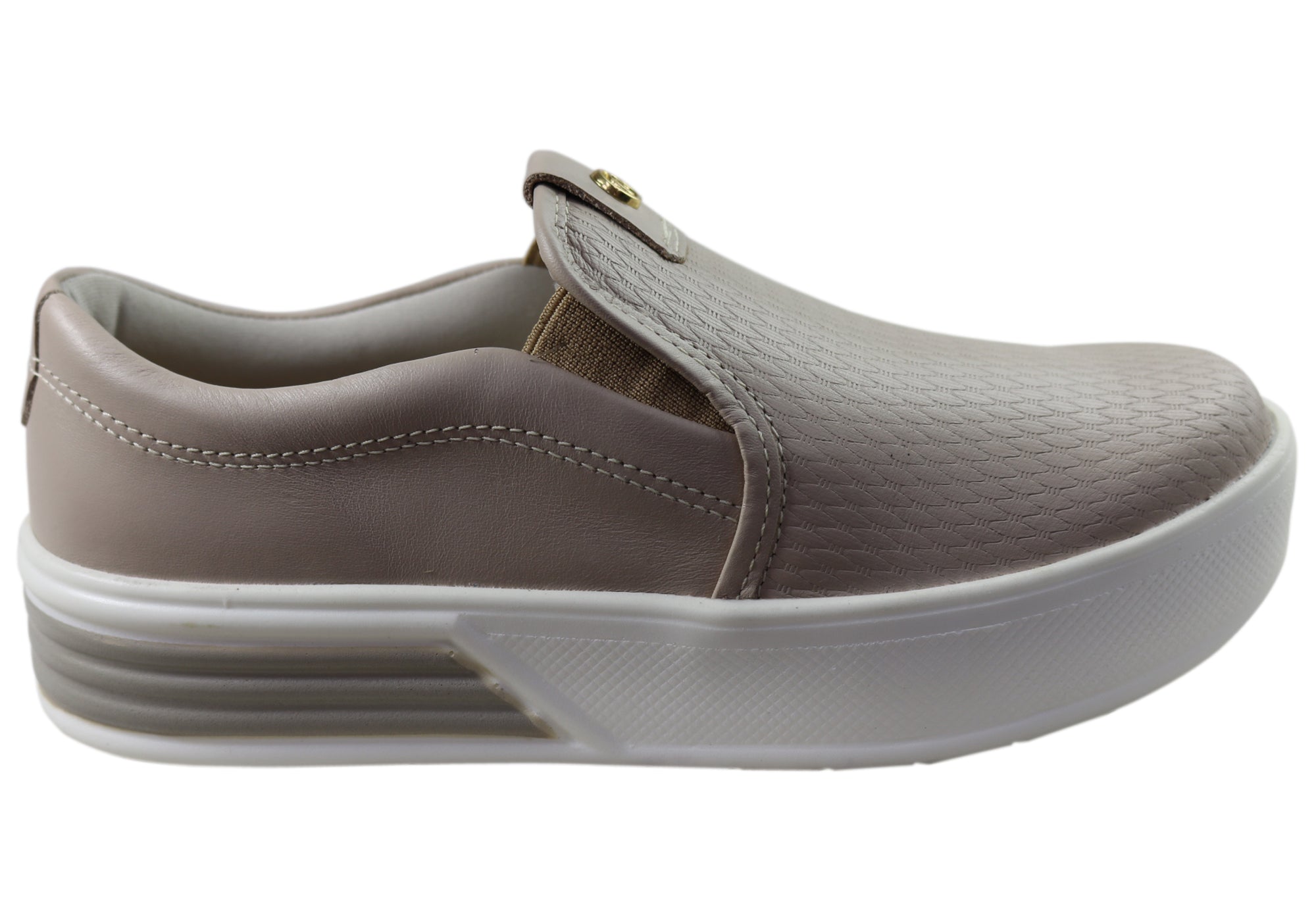 Cathy Women's Comfortable Leather Casual Shoes - Handmade in Brazil - Perfect for Walking, Travel & Everyday Wear