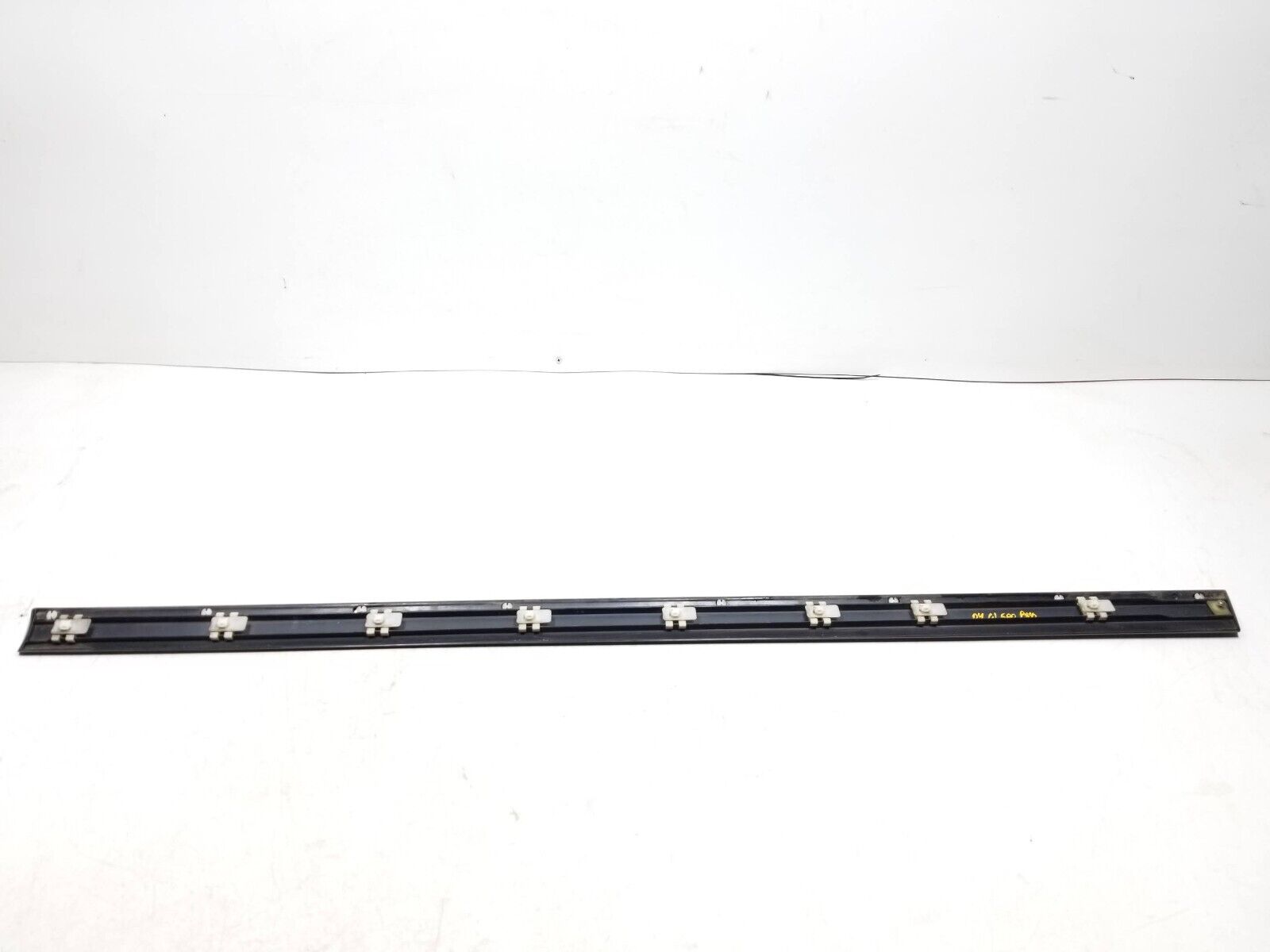 03-06 Mercedes Benz W215 CL500 CL600 OEM Passenger Side Door Trim Molding - Perfect Fit Replacement for Luxury Sedan Interior Repair & Restoration
