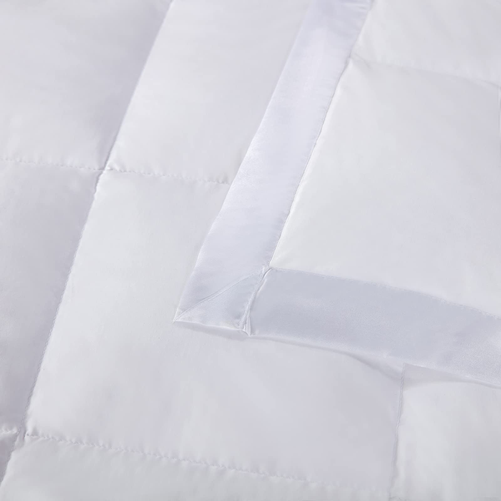 APSMILE Lightweight Down Alternative Blanket - California King Size Summer Cooling Comforter, Ultra-Soft Breathable Thin Quilt with Satin Trim (Cream White) | Perfect for Hot Sleepers, Air Conditioning Use & Guest Bedrooms