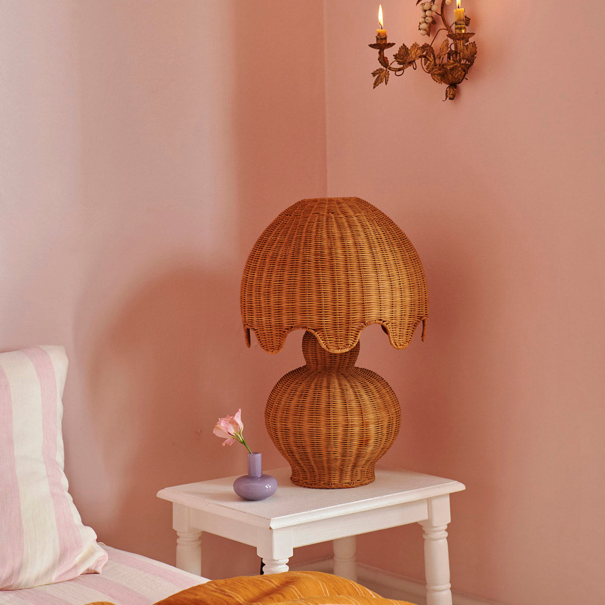 Handmade Rattan Pendant Lamp - Boho Chic Hanging Light for Bedroom, Living Room & Patio - Natural Woven Rattan Shade with Warm Ambient Glow - Perfect for Home Decor & Cozy Indoor/Outdoor Lighting