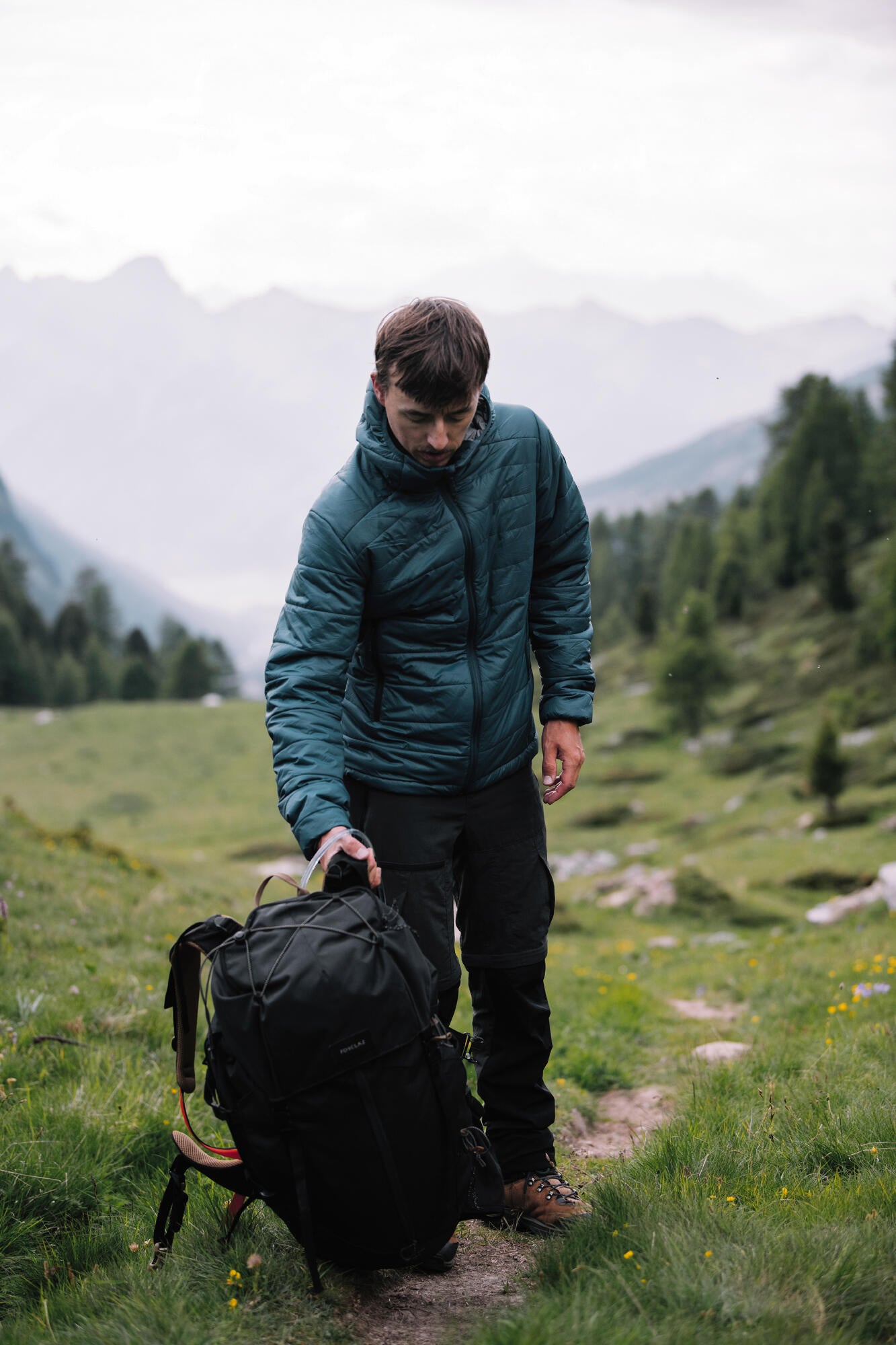 Simond MT100 Easyfit 50L Men's Hiking Backpack - Lightweight Waterproof Travel Backpack for Camping, Trekking & Outdoor Adventures