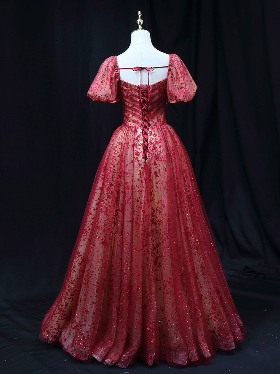 Elegant Burgundy A-Line Tulle Sequin Long Prom Dress for Women - Formal Evening Gown with Sparkling Details - Perfect for Homecoming, Prom Night & Special Occasions