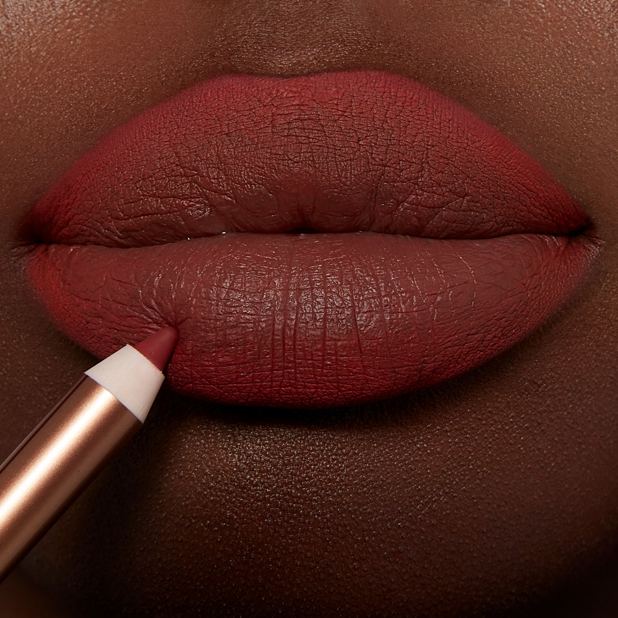 Charlotte Tilbury Lip Cheat Lip Liner - Long-Lasting, Waterproof Lip Pencil for Precise Definition & Fuller Lips | Perfect for Everyday Wear, Date Night & Special Occasions