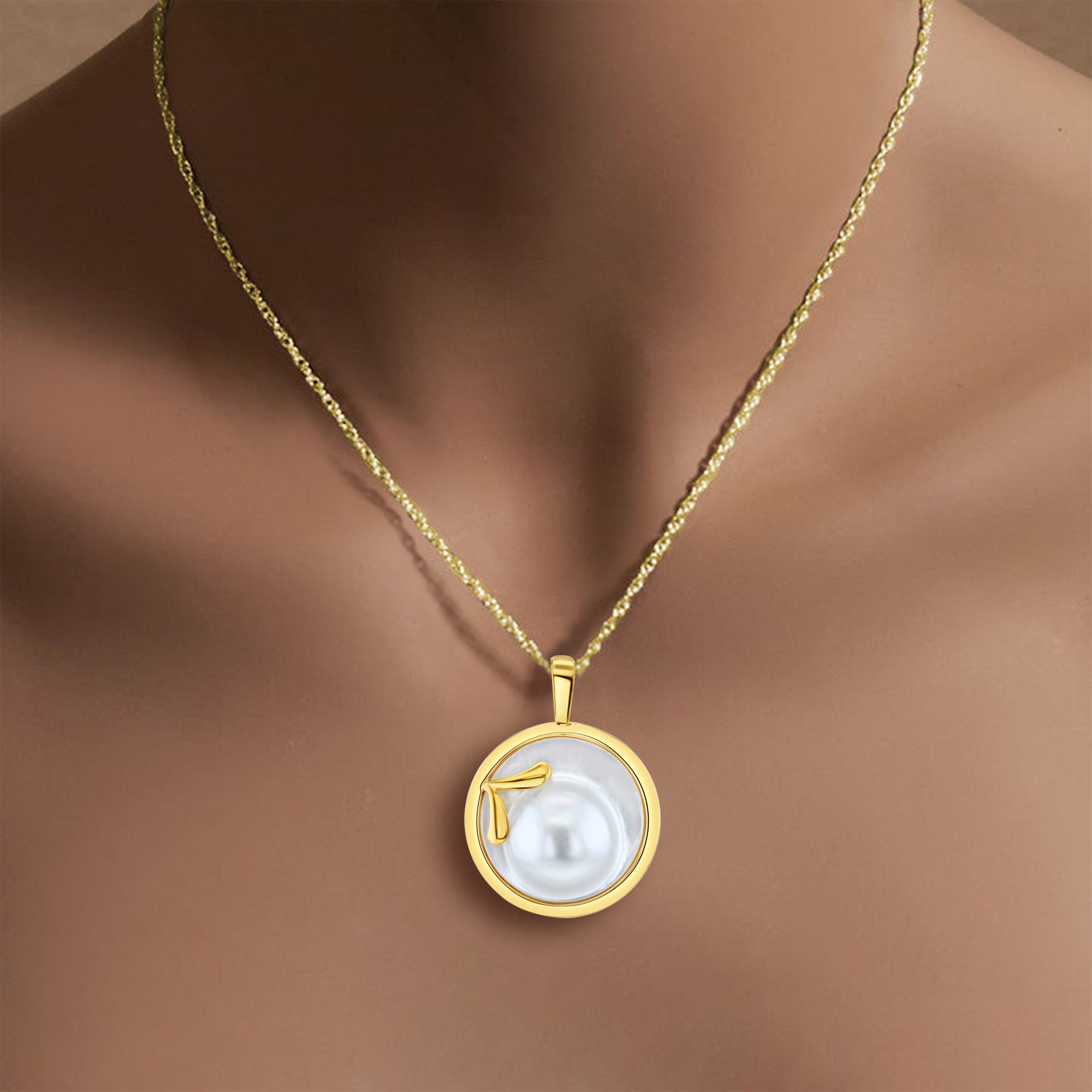 Elegant Blister Pearl Disc Necklace with Polished Bezel - Perfect for Weddings, Parties & Special Occasions