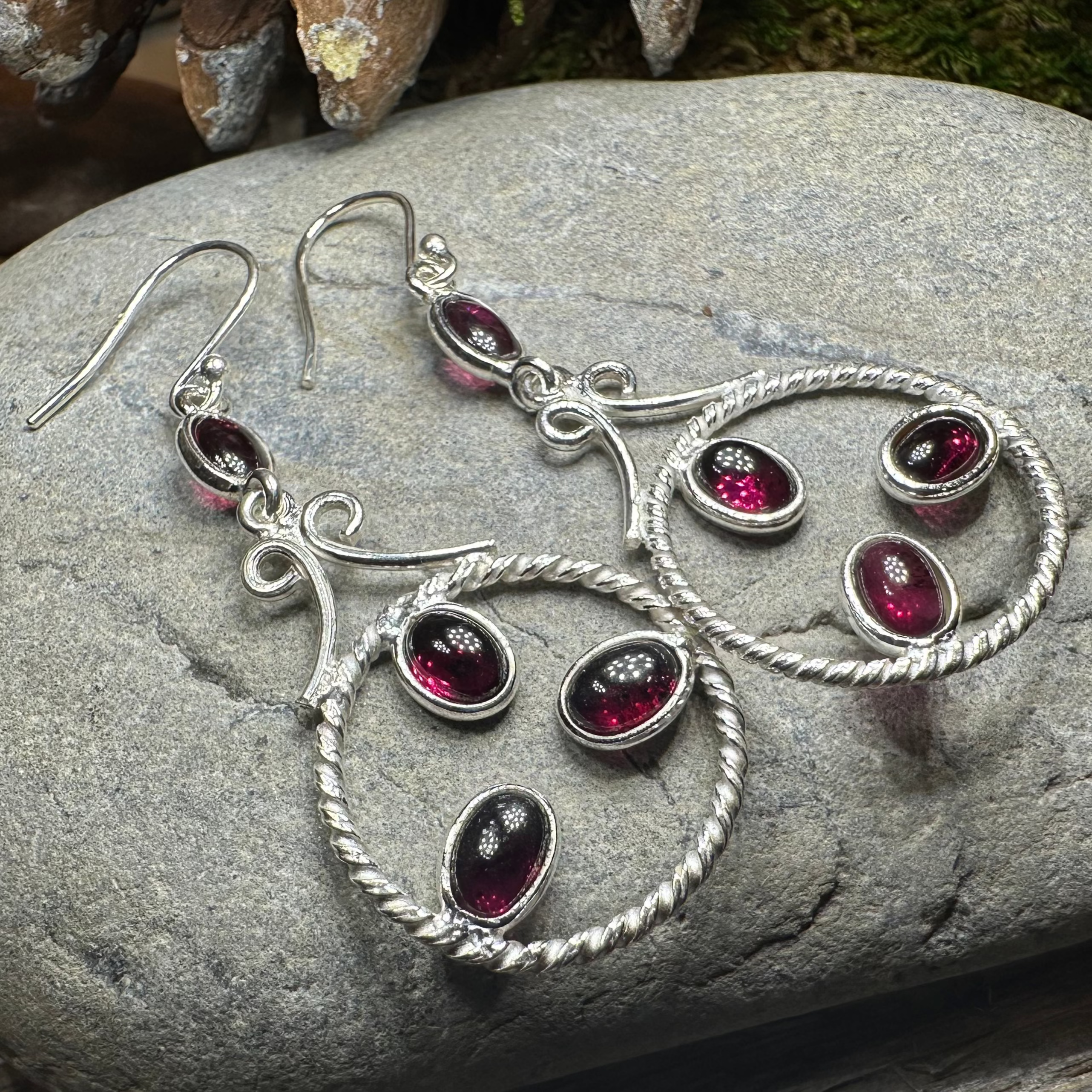Celtic Knot Earrings for Women - Sterling Silver Irish Claddagh Dangle Earrings - Perfect for St. Patrick's Day, Weddings & Boho Fashion