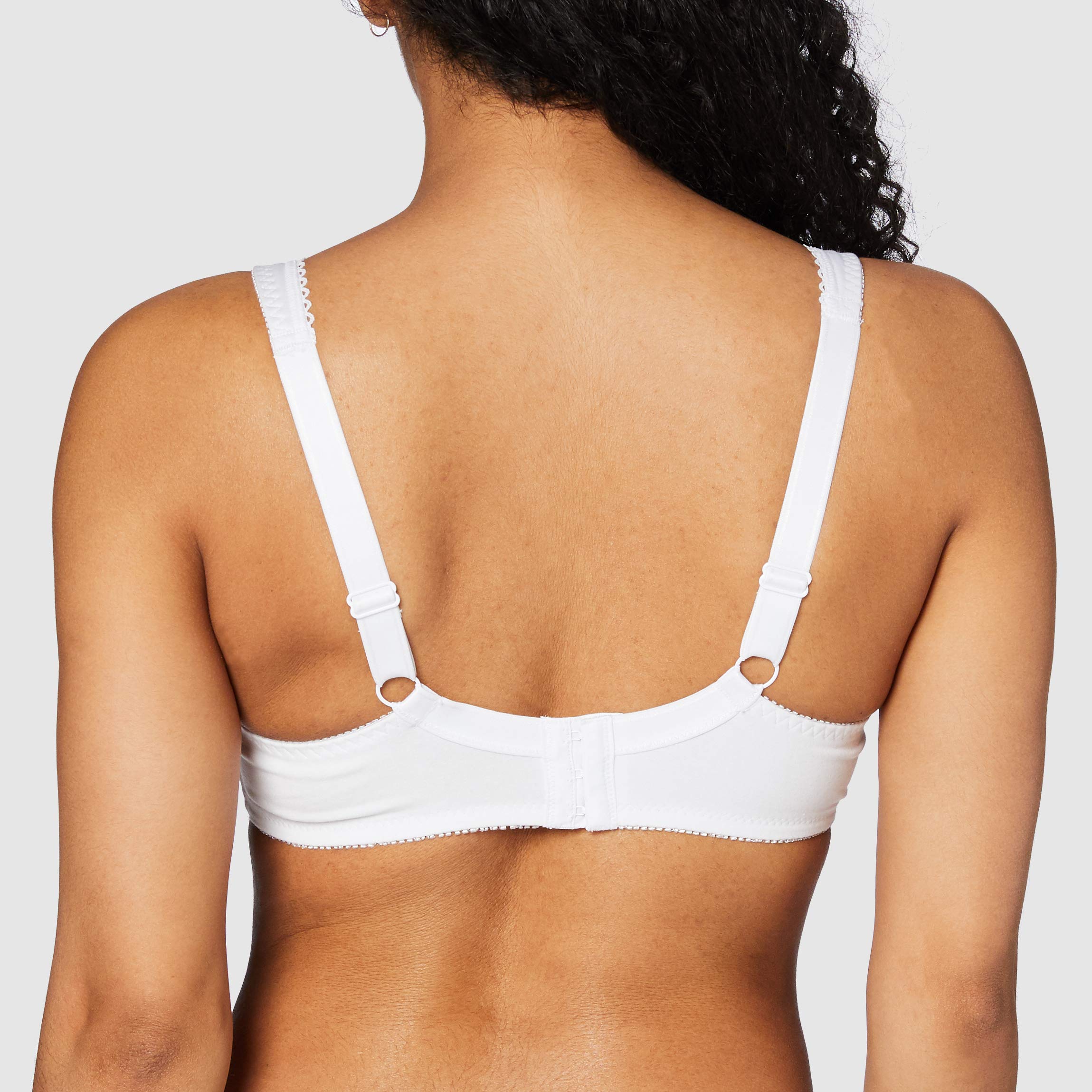 Women's Non-Wired Soft Bra 10884 - Comfortable Wireless Bralette for Everyday Wear, Yoga & Sleep | Plus Size Options Available