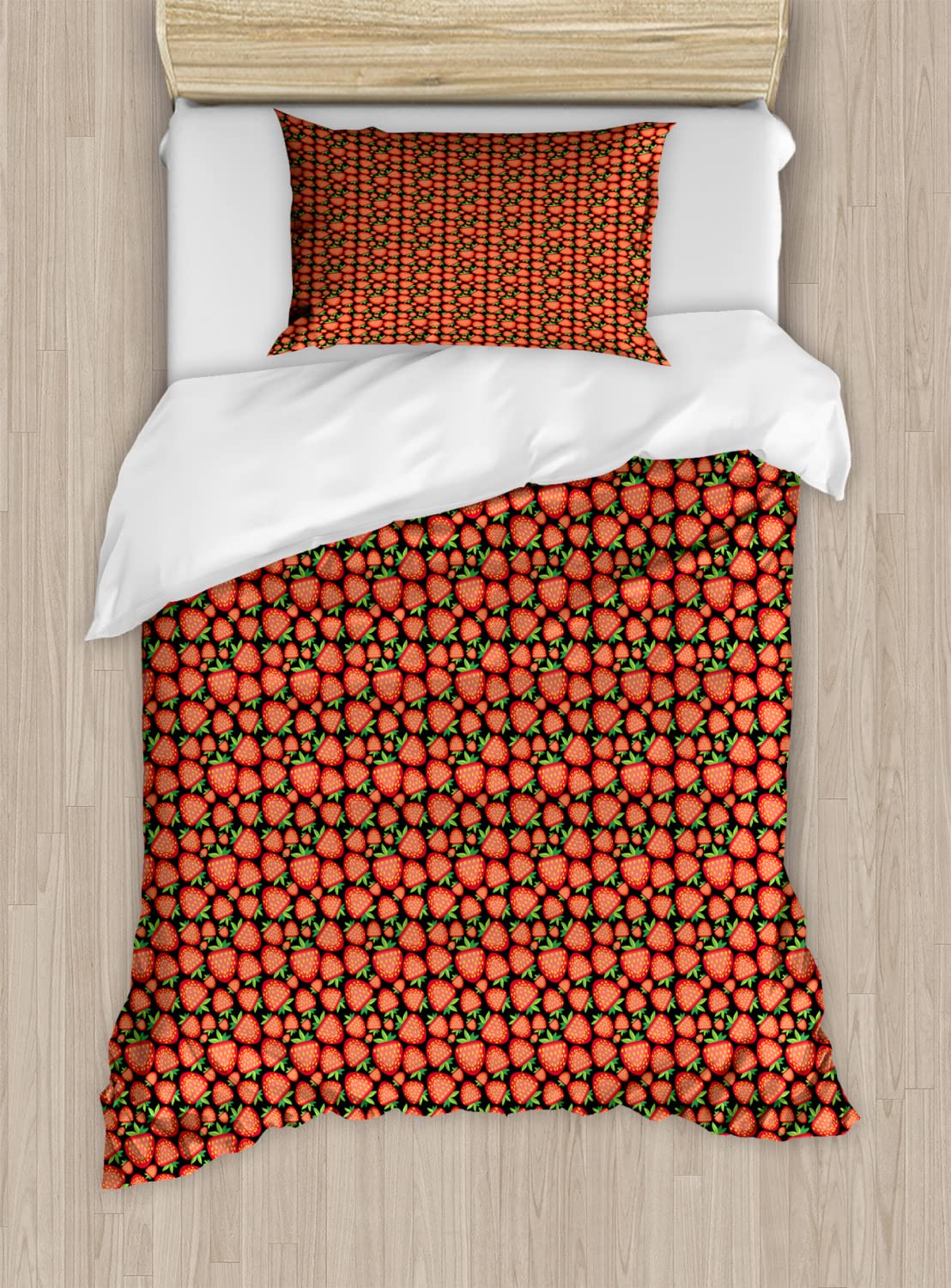 Ambesonne Strawberry Duvet Cover Set - Tropical Fruit Pattern with Berries, Summer Nature Food Themed Art, 2-Piece Bedding Set (2 Duvet Covers & 2 Pillowcases), California King Size, Multicolor - Perfect for Summer Bedrooms, Guest Rooms & Tropical Themed Decor