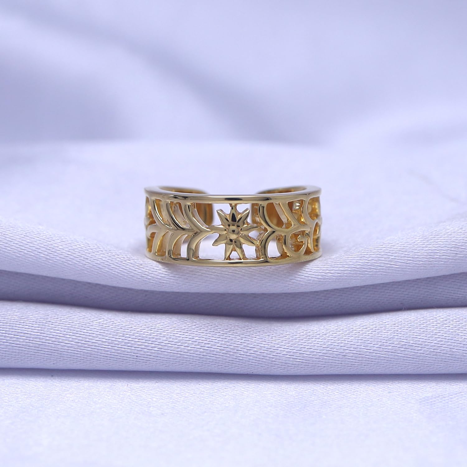 Adjustable Flower Toe Ring for Women - 14k Gold Plated Sterling Silver - Perfect for Beach, Pool Parties & Summer Fashion