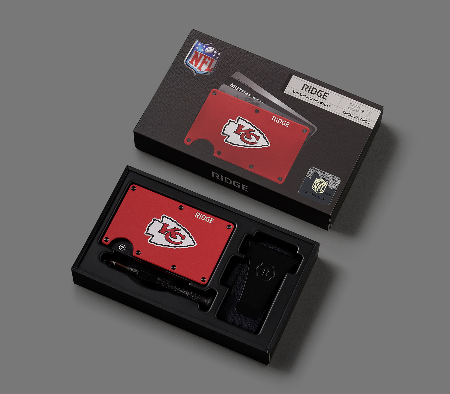 Ridge Wallet for Men - Slim Minimalist RFID Blocking Front Pocket Wallet - Kansas City Chiefs NFL Team Design - Perfect for Everyday Carry & Gameday Accessories