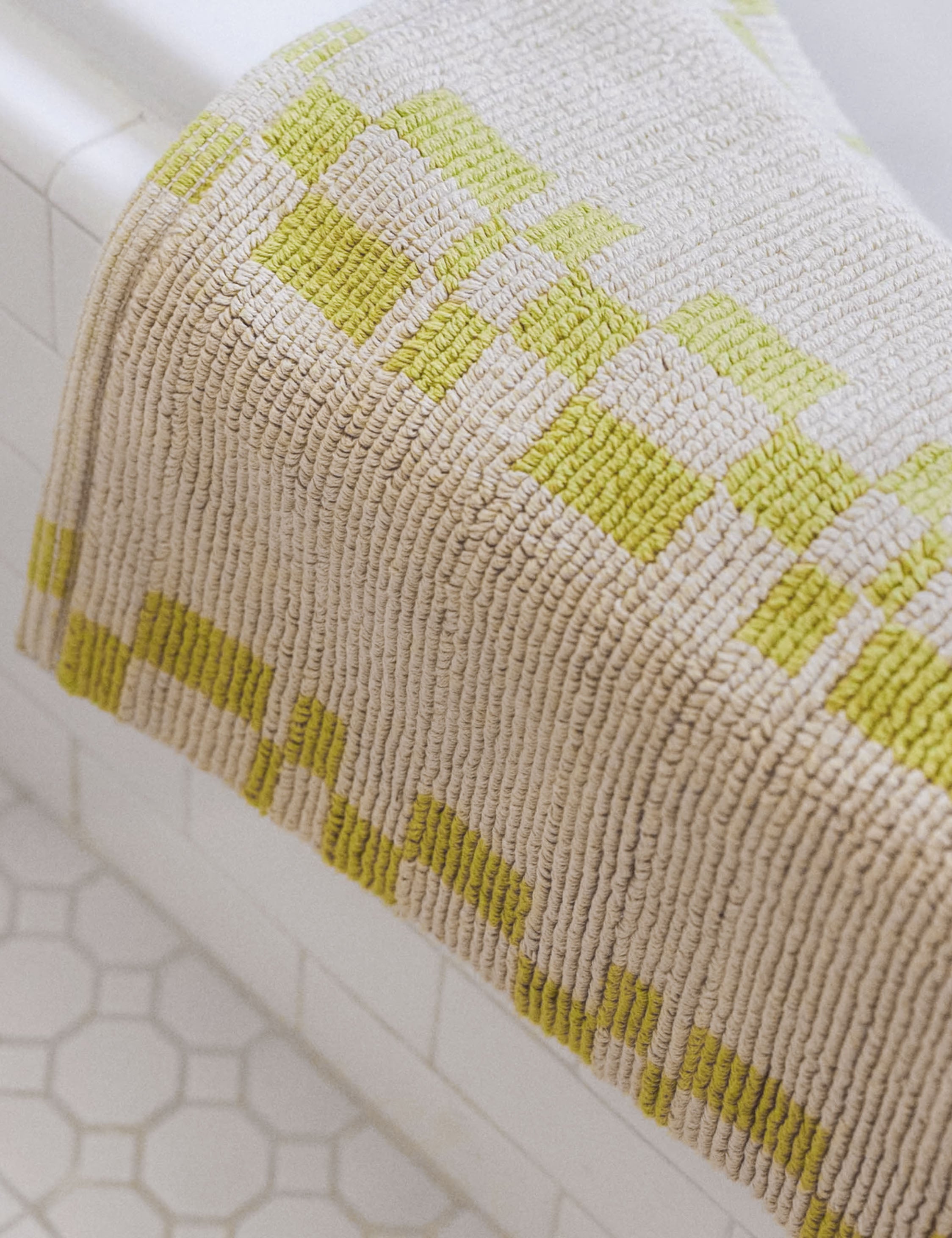 Alina Soft Plush Bath Mat by Morrow - Super Absorbent, Non-Slip Shower Rug for Bathroom Floor - Perfect for Spa, Home Decor & Luxury Bathroom Essentials
