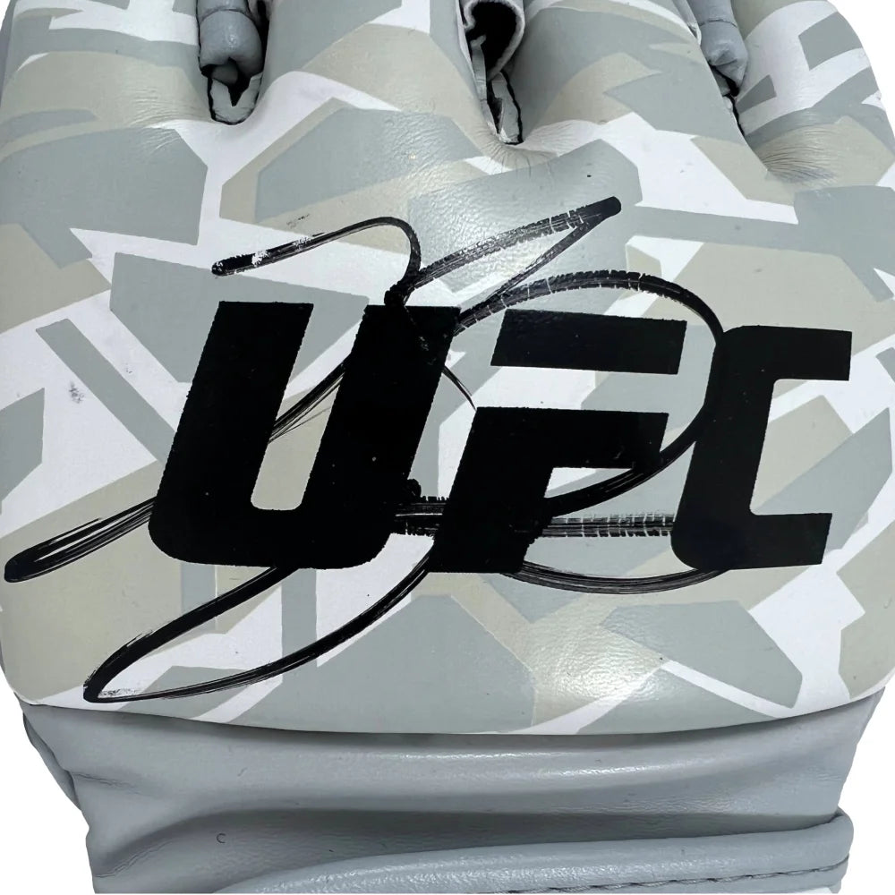Kelvin Gastelum Signed UFC Glove with COA & JSA Authentication - Official MMA Collectible for Fight Fans & Memorabilia Display
