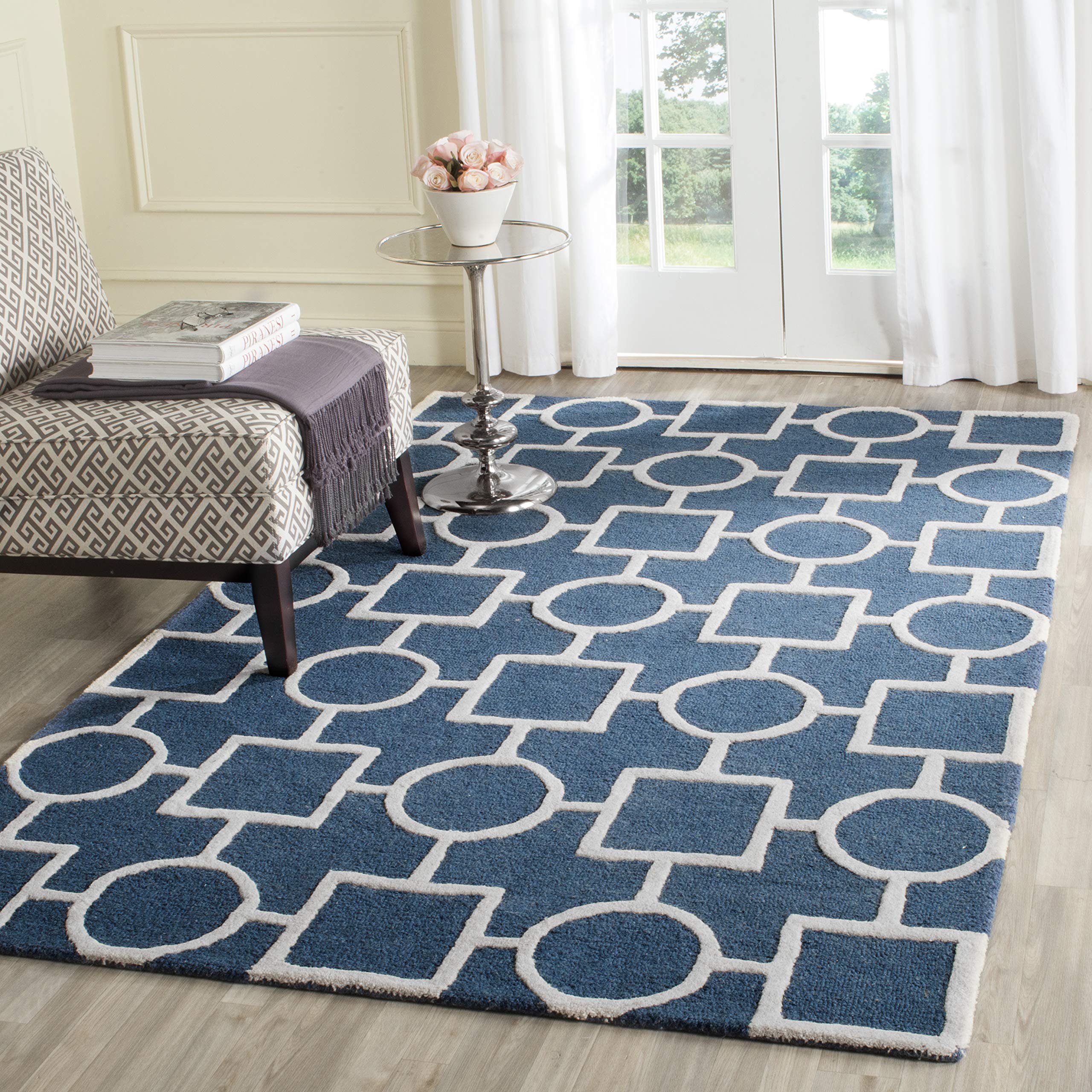 SAFAVIEH Cambridge Collection 6'x6' Square Navy Blue & Ivory Moroccan Wool Area Rug - Handmade Premium Quality - Perfect for Living Room, Bedroom or Office Decor