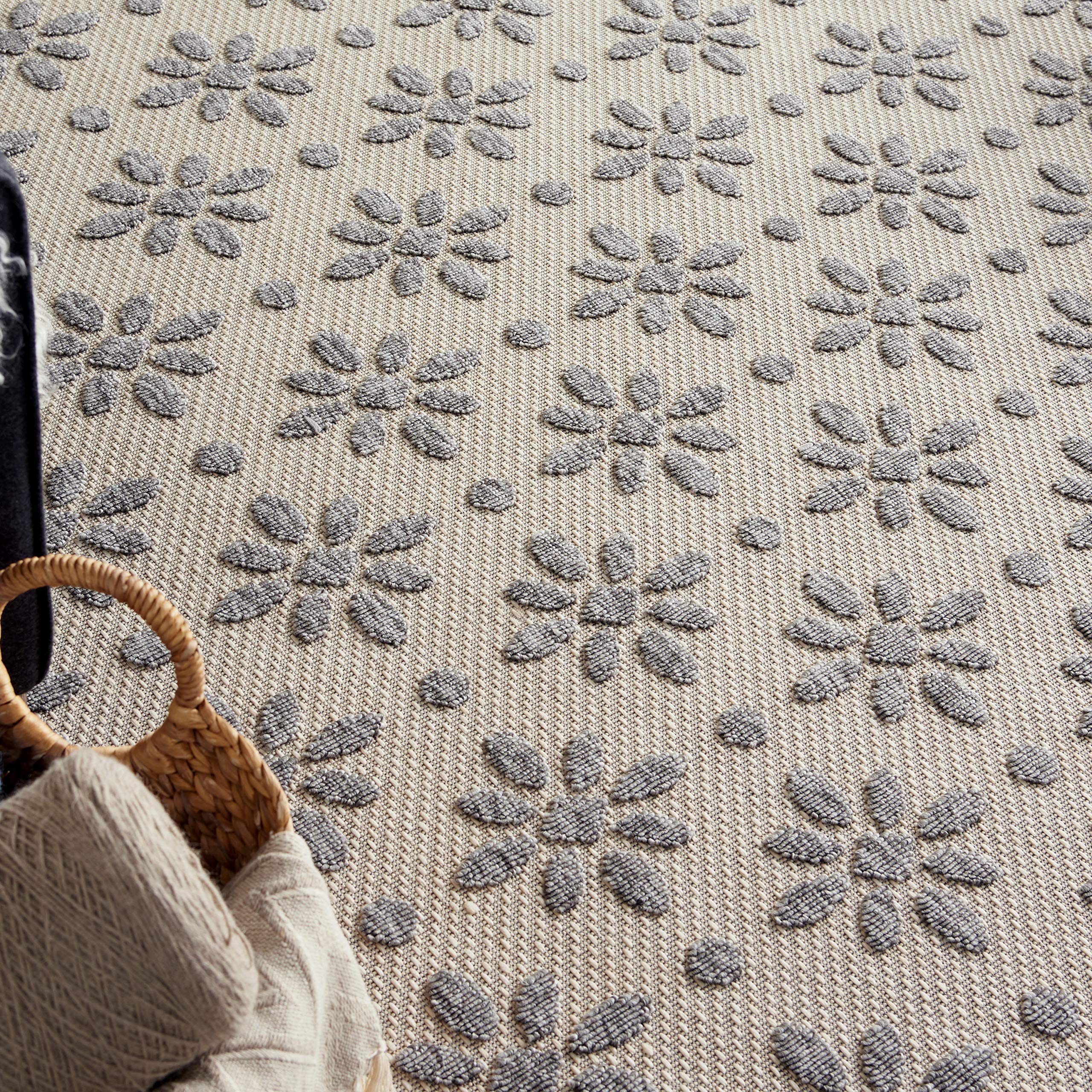 Nourison Palamos Indoor-Outdoor Area Rug 7' x 10' - Cream Easy Clean Non-Shedding Rug for Living Room, Bedroom, Dining Room, Deck, Patio & Backyard - Perfect for Home Decor, Outdoor Entertaining & High Traffic Areas