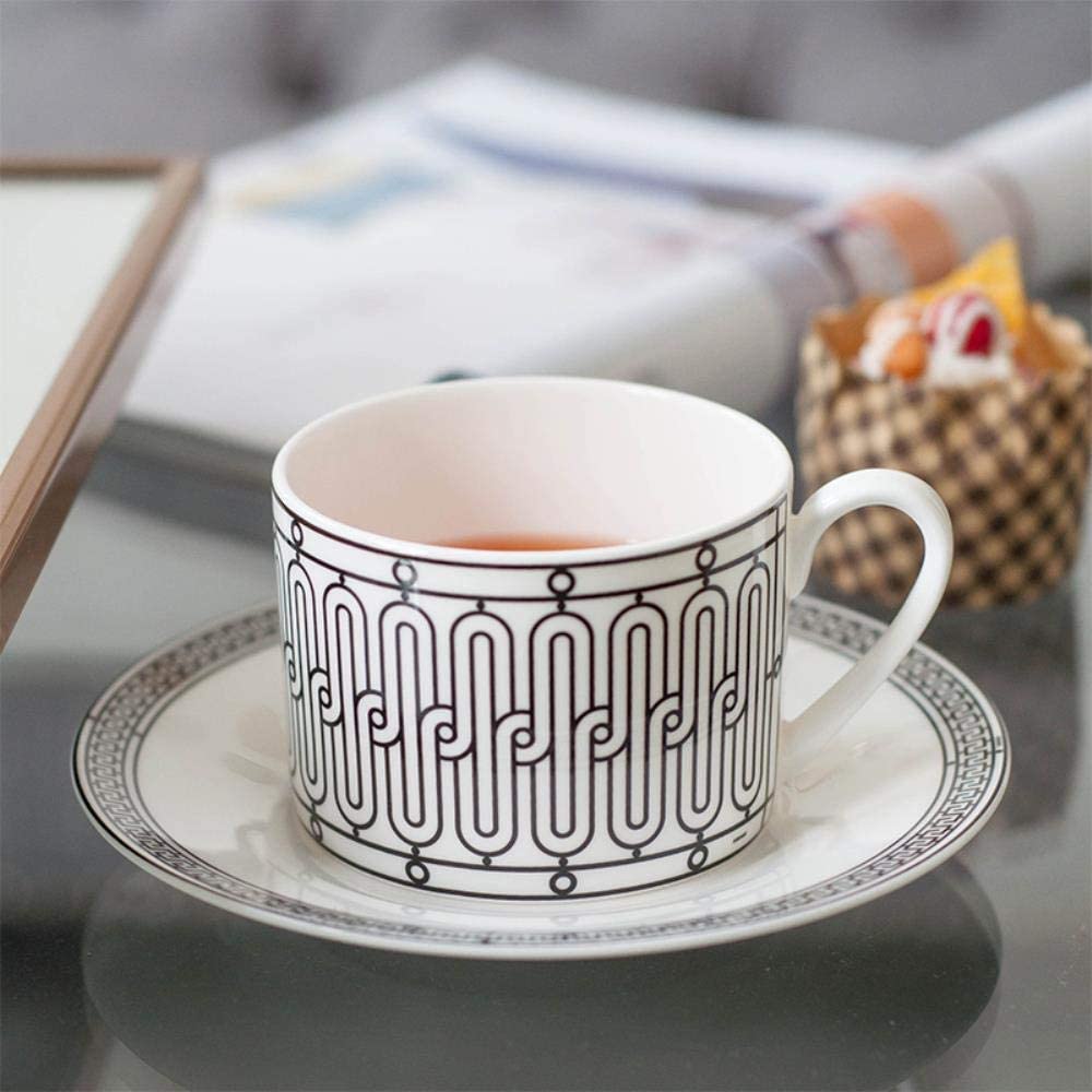 Elegant Golden Bone China Coffee Cup and Saucer Set - European Style Tea Cup for Afternoon Tea, Coffee, Milk & Oatmeal - Perfect Gift for Tea & Coffee Lovers - Ideal for Home, Office, and Gifting