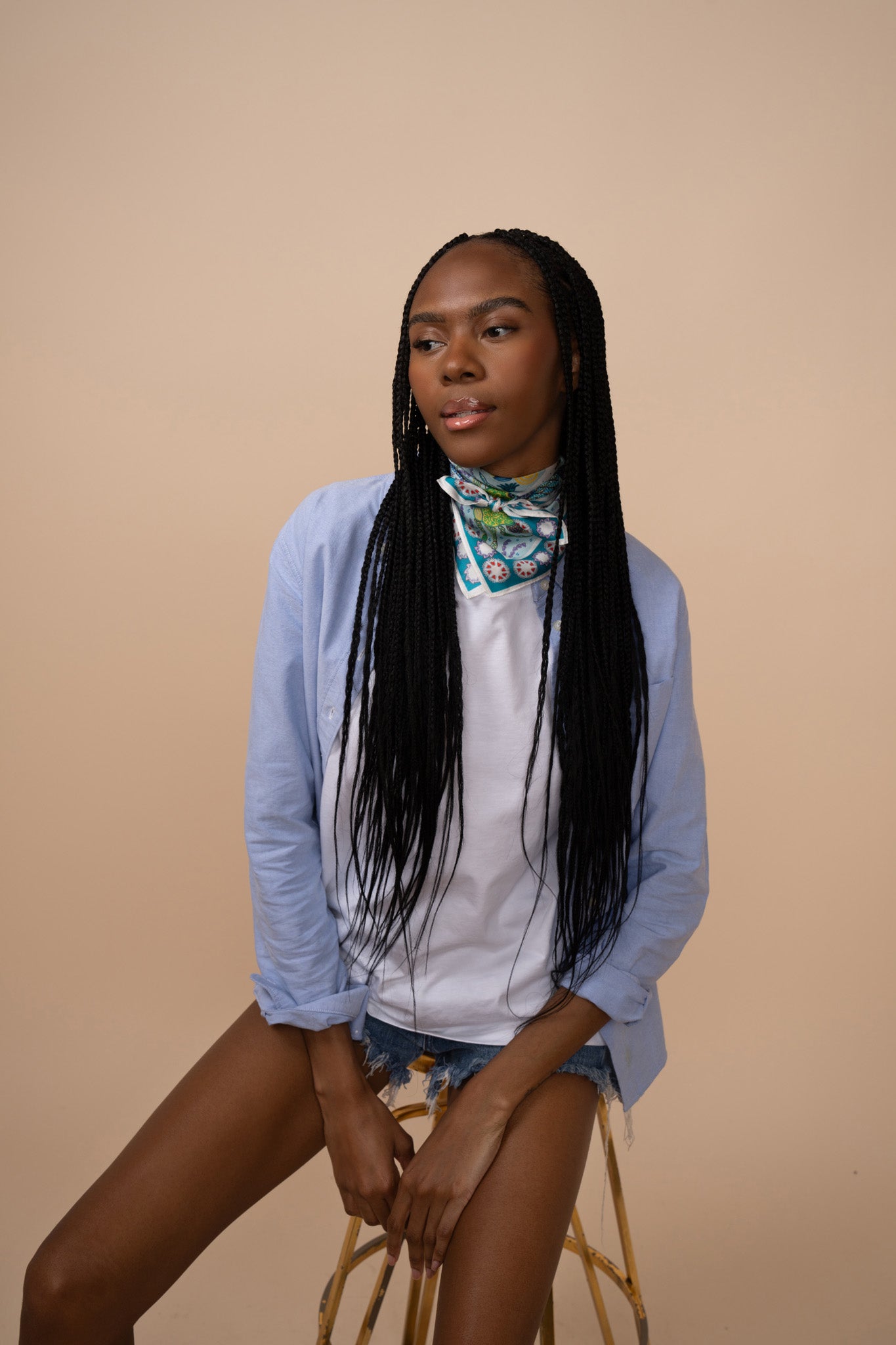 Stylish Crab Print Silk Bandana for Women & Men - Fashionable Head Scarf, Hair Accessory, Neck Wrap - Perfect for Outdoor Activities, Beach, Travel & Casual Wear