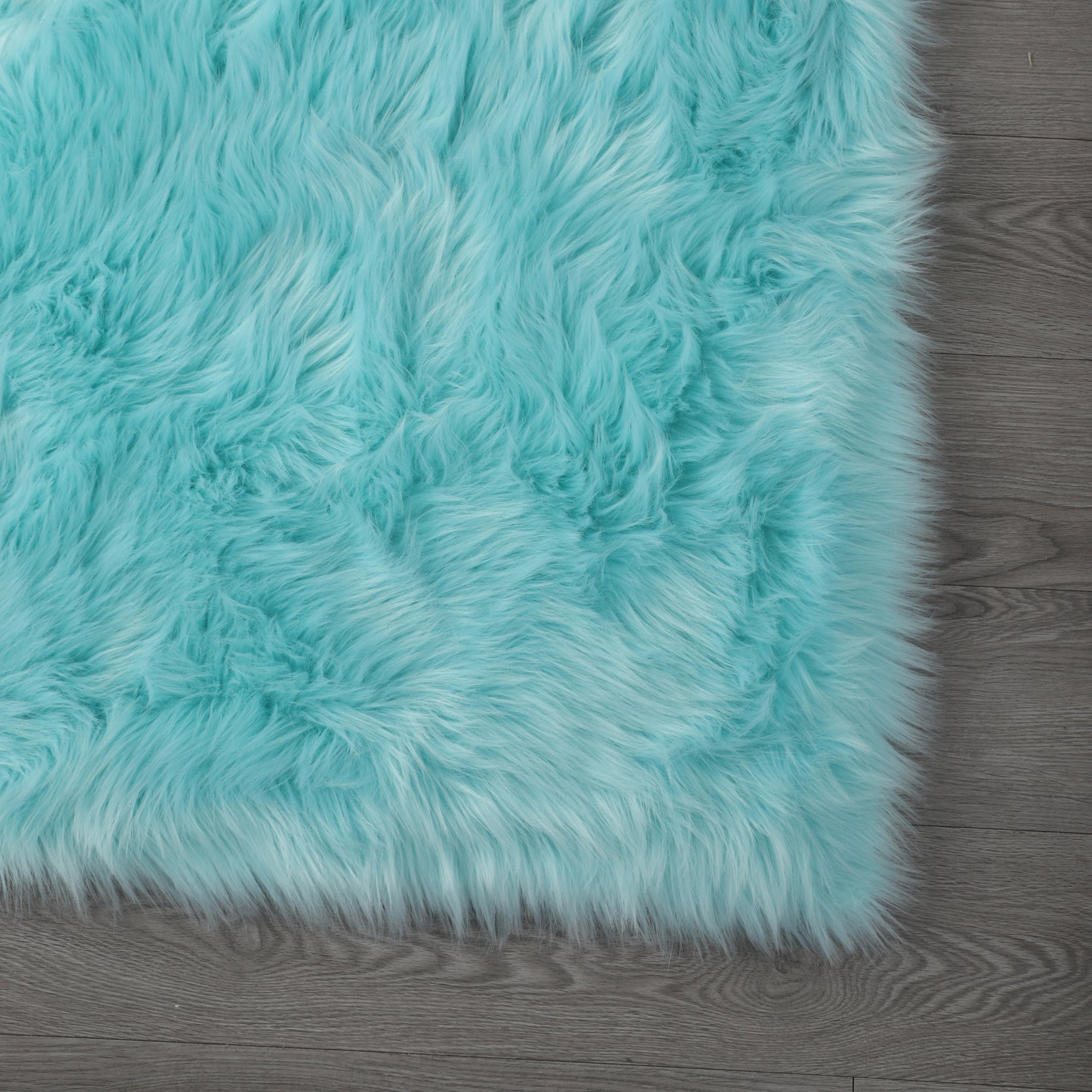 Ultra Soft Fluffy Faux Fur Sheepskin Area Rug - Cozy Home Decor for Living Room, Bedroom & Nursery - Machine Washable Shaggy Rug for Warmth and Comfort