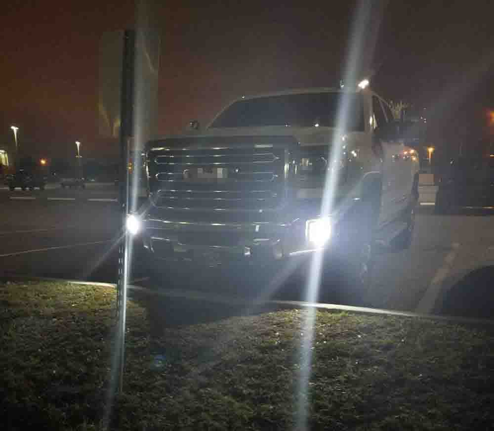Clear Lens White LED Fog Lights with Bezel Cover & Wiring Kit for 2014-2015 GMC Sierra 1500 - Durable Off-Road Lighting for Night Driving, Foggy Conditions & Enhanced Visibility