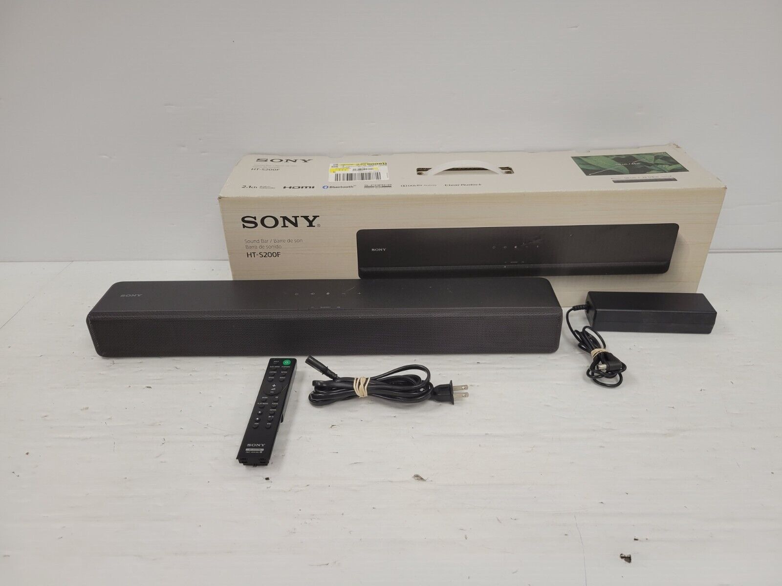 Sony HT-S200F Soundbar with Dolby Audio - Compact Home Theater Sound Bar for TV, Movies & Music - Perfect for Living Room & Bedroom Entertainment