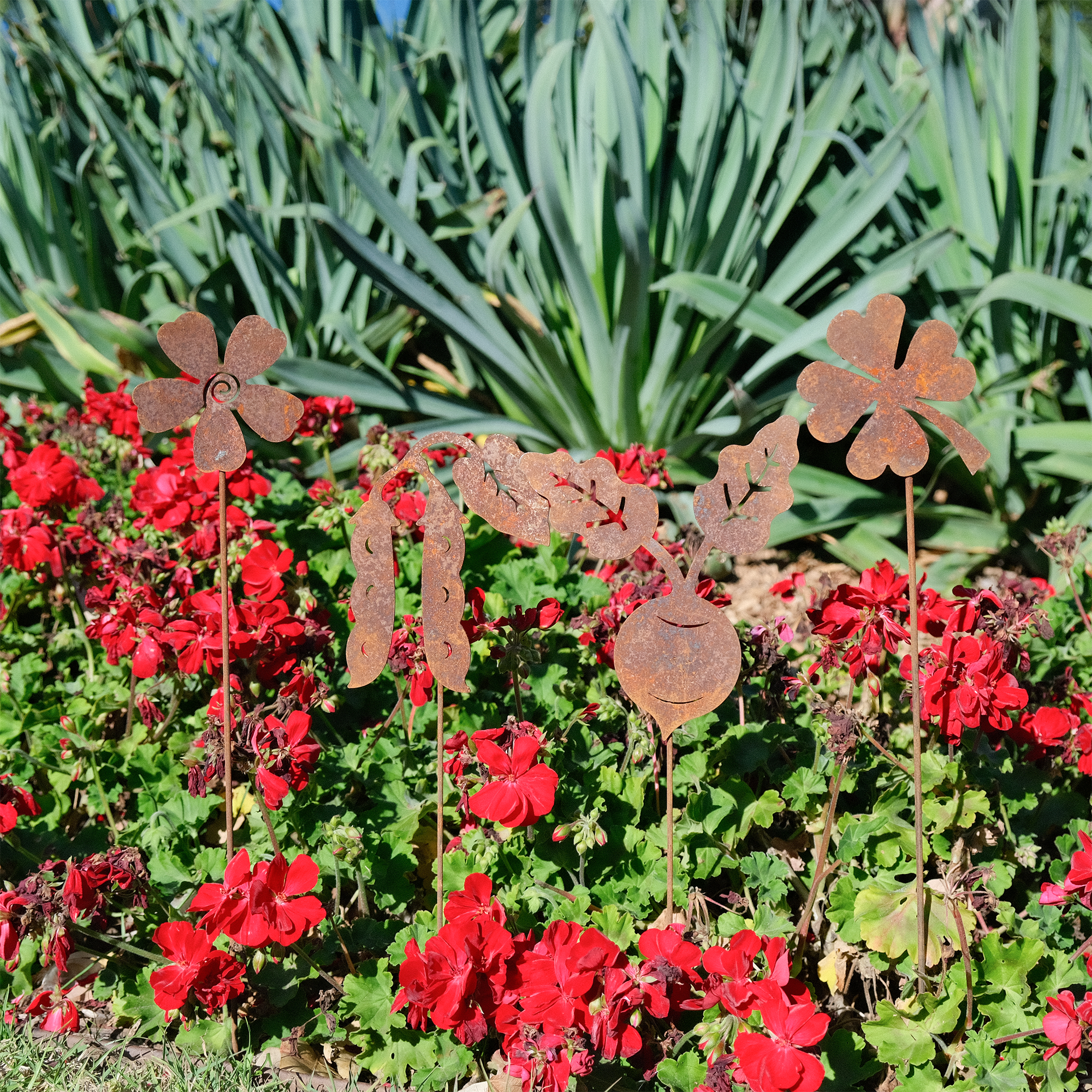 W4944 Rusted Garden Stakes - Hyacinth Bean Picks for Outdoor Decor, Vine Support & Rustic Garden Design