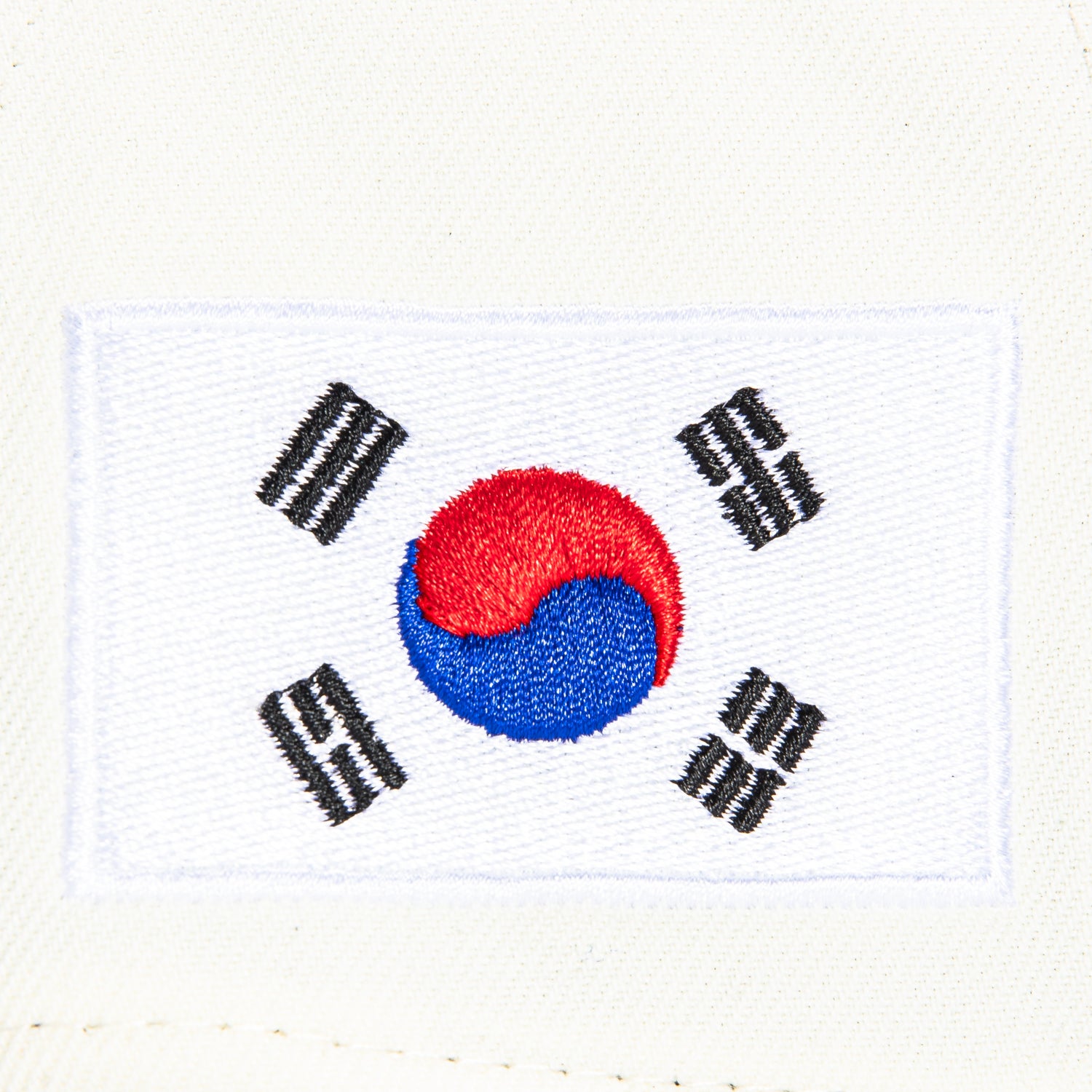 New Era 9Forty A-Frame Los Angeles Dodgers Korea Flag Patch Snapback Hat - White, Navy, Red | Adjustable Baseball Cap for Men & Women | Perfect for Baseball Games, Streetwear Fashion & Gift Giving