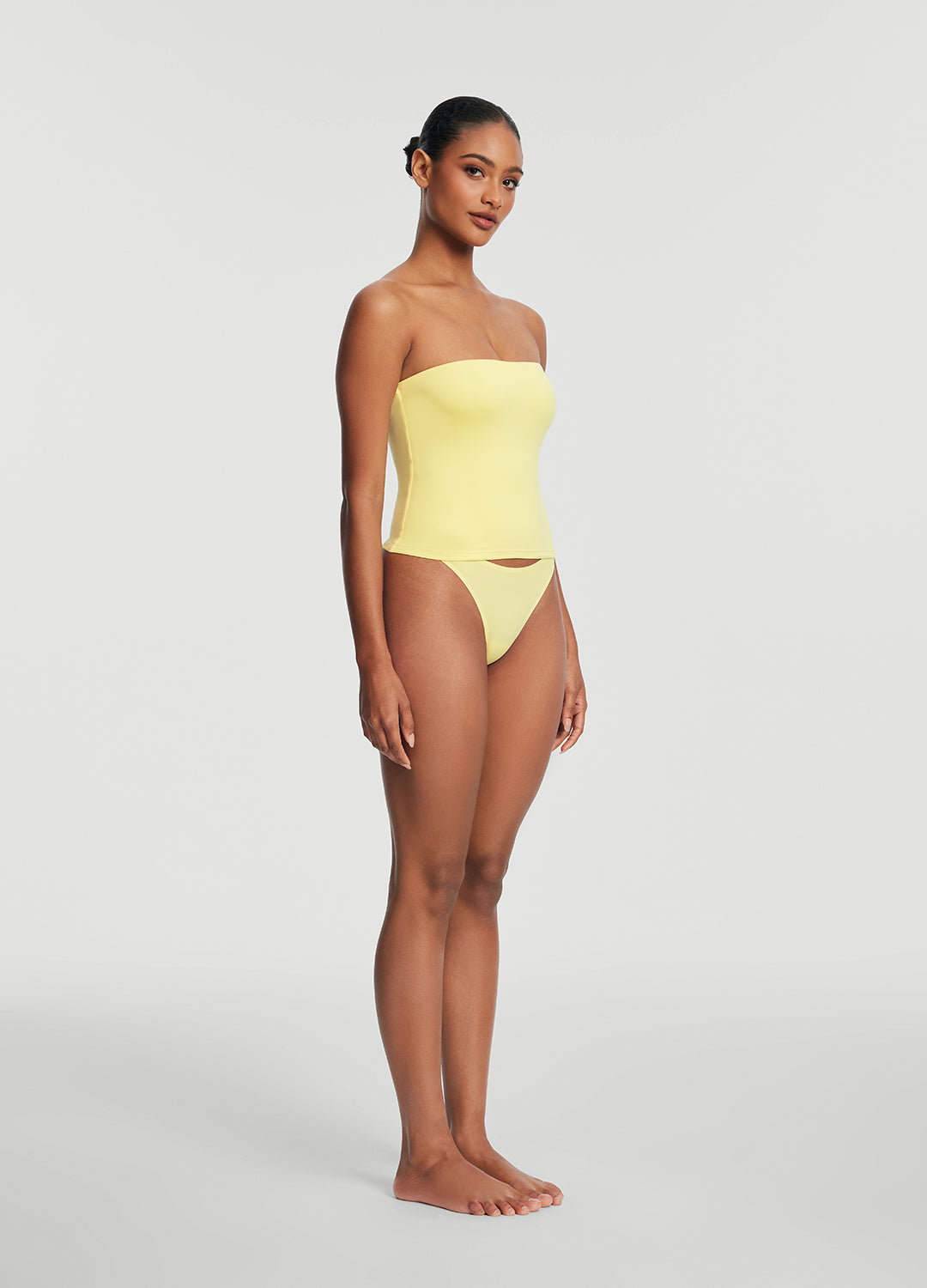 Seamless Full Length Tube Top for Women - Stretchy Comfortable Sleeveless Shirt - Perfect for Layering, Workouts, and Casual Outfits