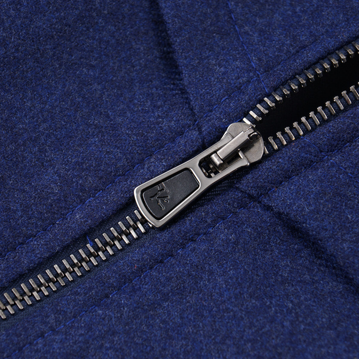 Premium Isaia Wool Cashmere Baracuta Jacket for Men – Luxurious Winter Coat for Business & Casual Wear