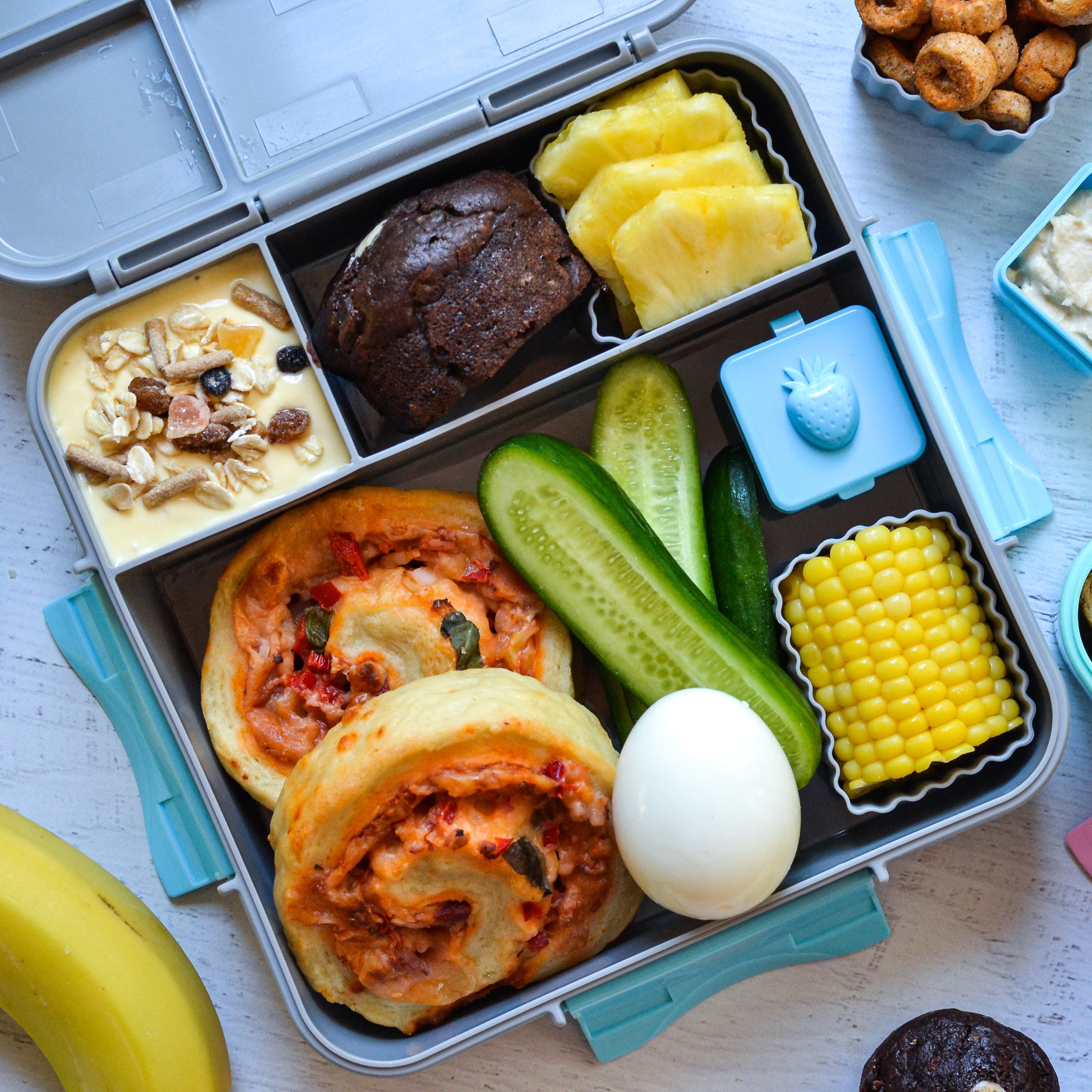 Montii.Co Bento Plus Lunch Box - Grey | Insulated Meal Prep Container for Work, School & Travel | BPA-Free & Leak-Proof