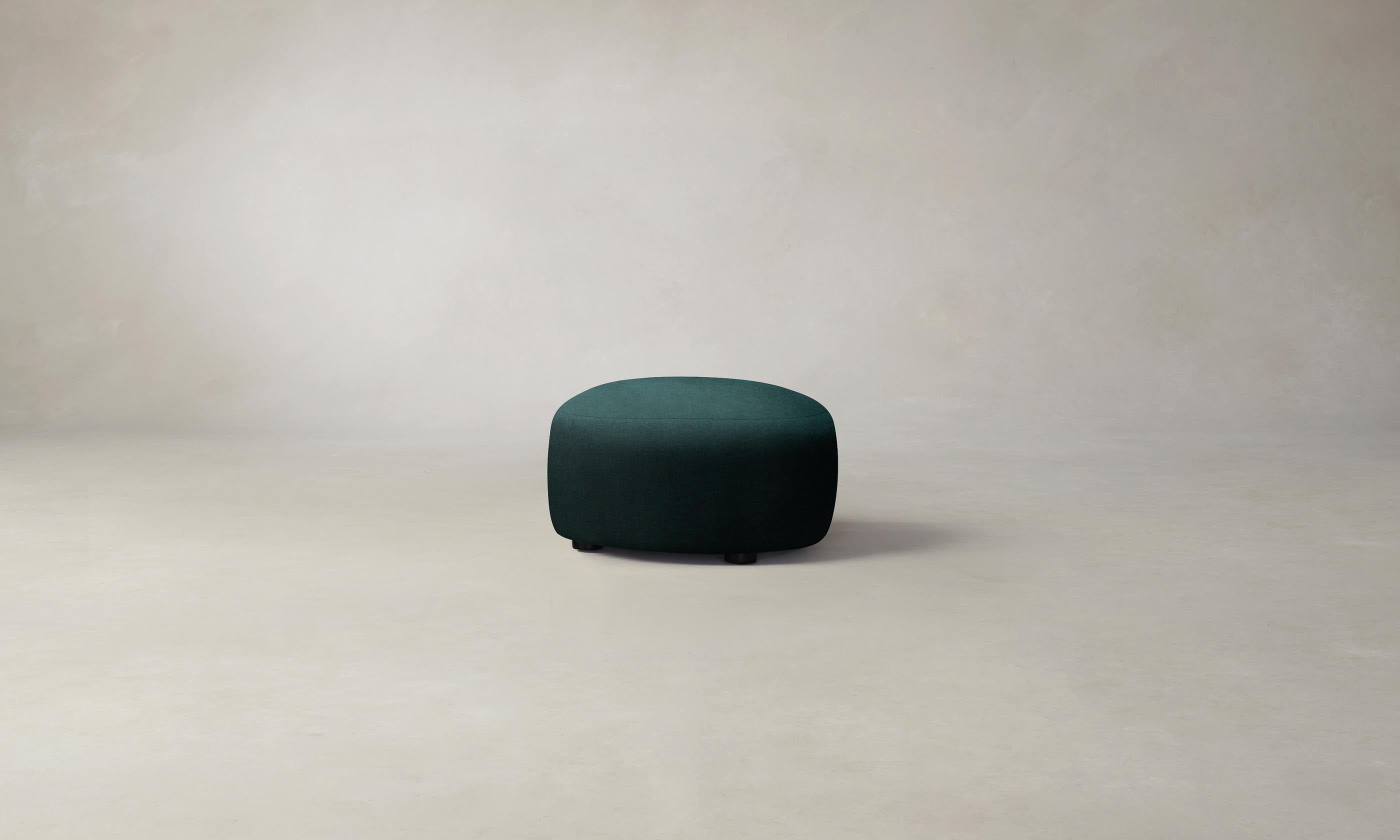Luxury Emerald Green Velvet Chelsea Ottoman - Stylish Footrest & Extra Seating for Living Room, Bedroom, or Office