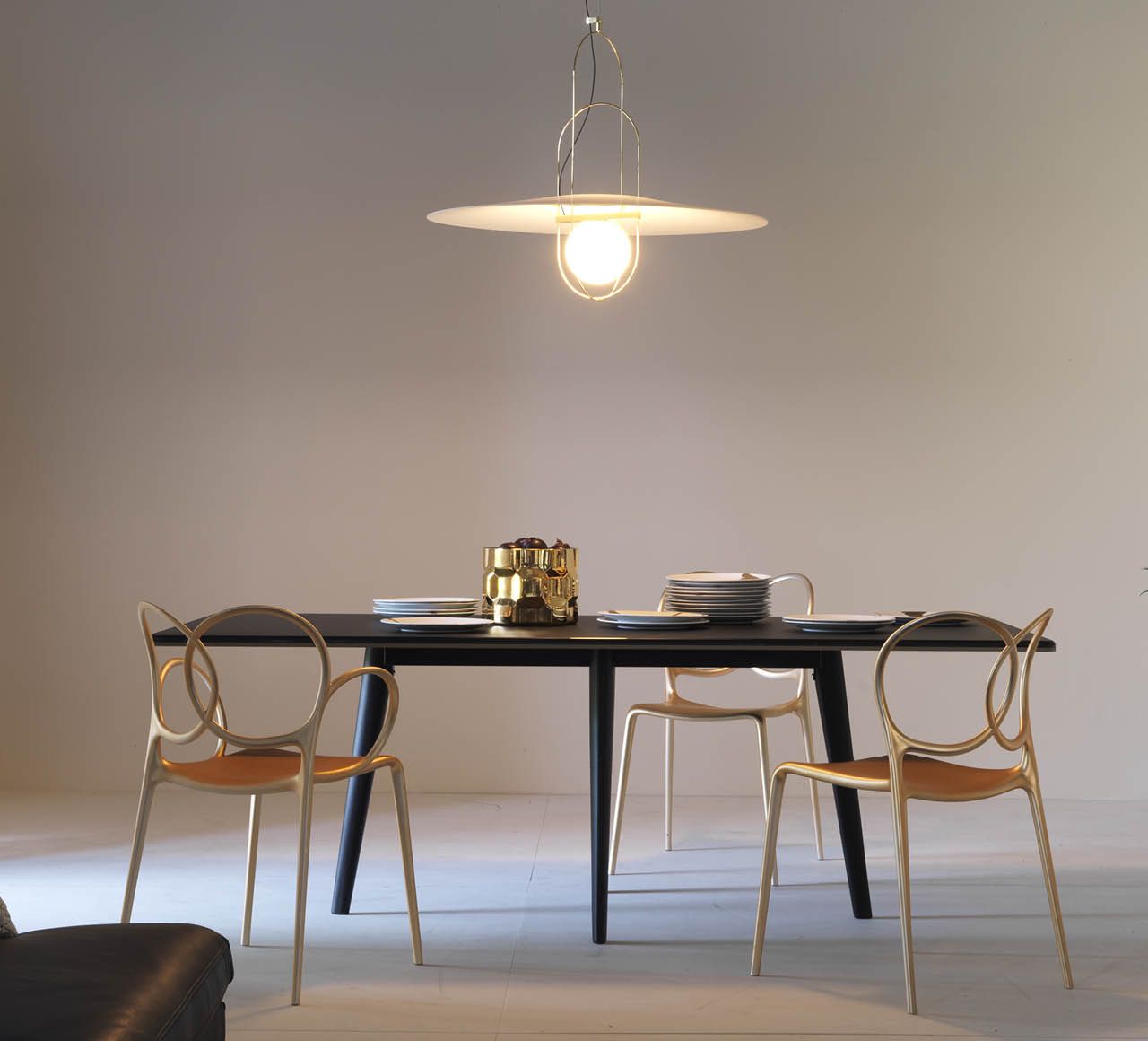 Driade Francois Modern Dining Table - Elegant Wooden Kitchen Table for Small Spaces, Dinner Parties & Family Gatherings