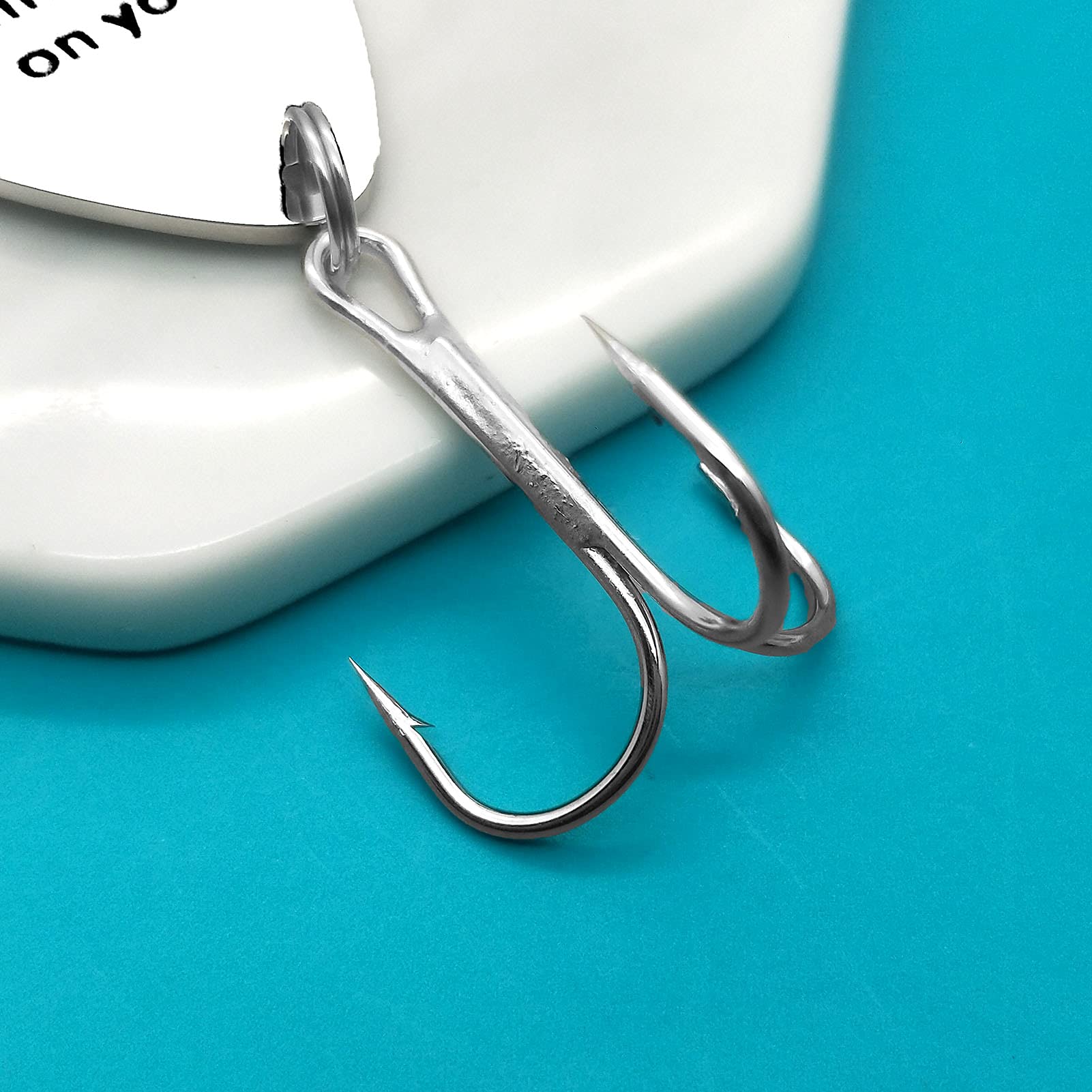 20th Wedding Anniversary Fishing Hook Gift for Husband - 'I'm Still Hooked on You' Personalized Fishing Lure - Romantic 20 Year Anniversary Present for Him - Perfect for Christmas, Valentine's Day & Special Occasions - Great for Anglers & Outdoor Enthusiasts