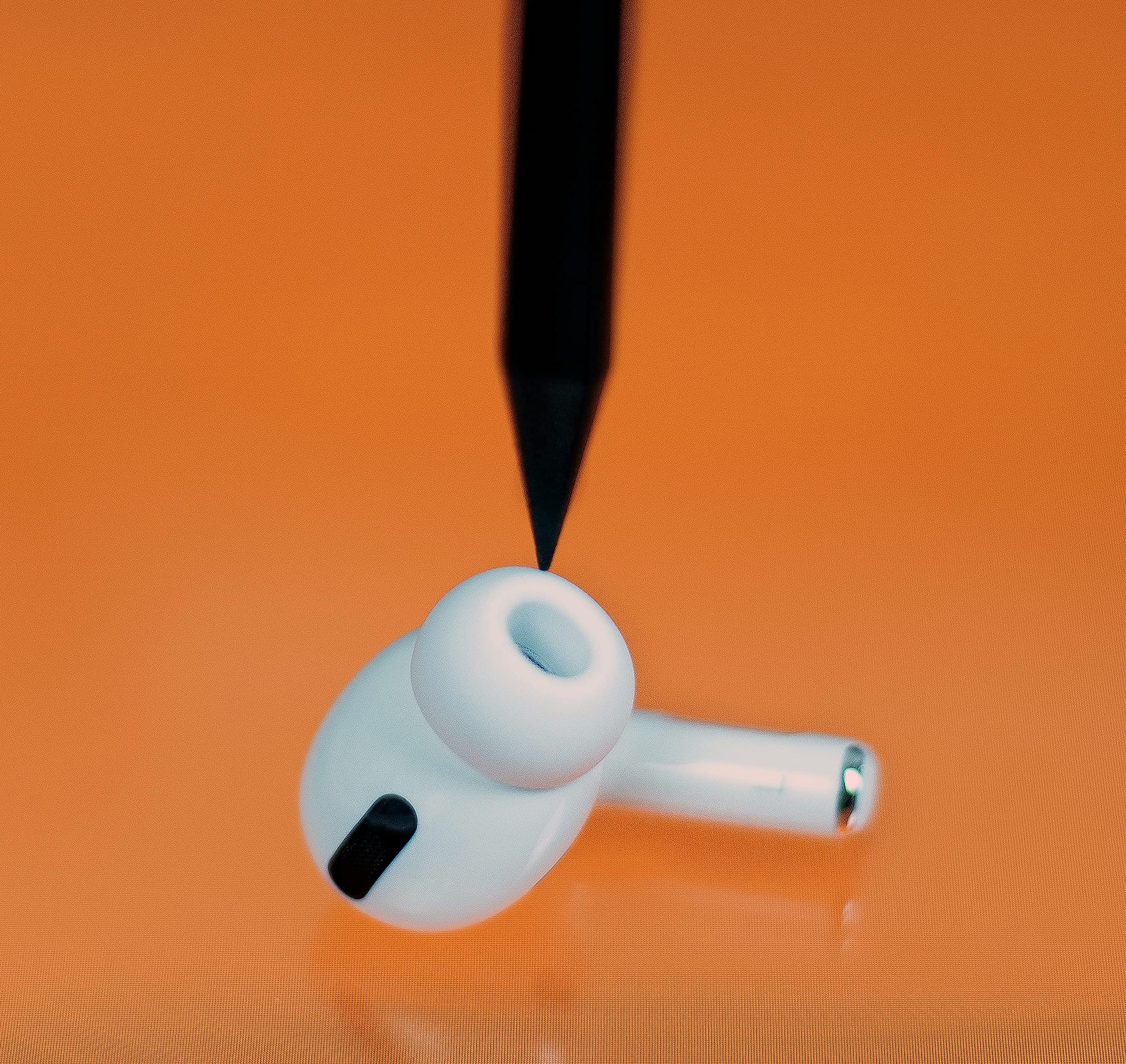 Original Apple AirPods Cleaning Kit for AirPods Pro & Earphones - Safe Device Cleaning for Daily Use