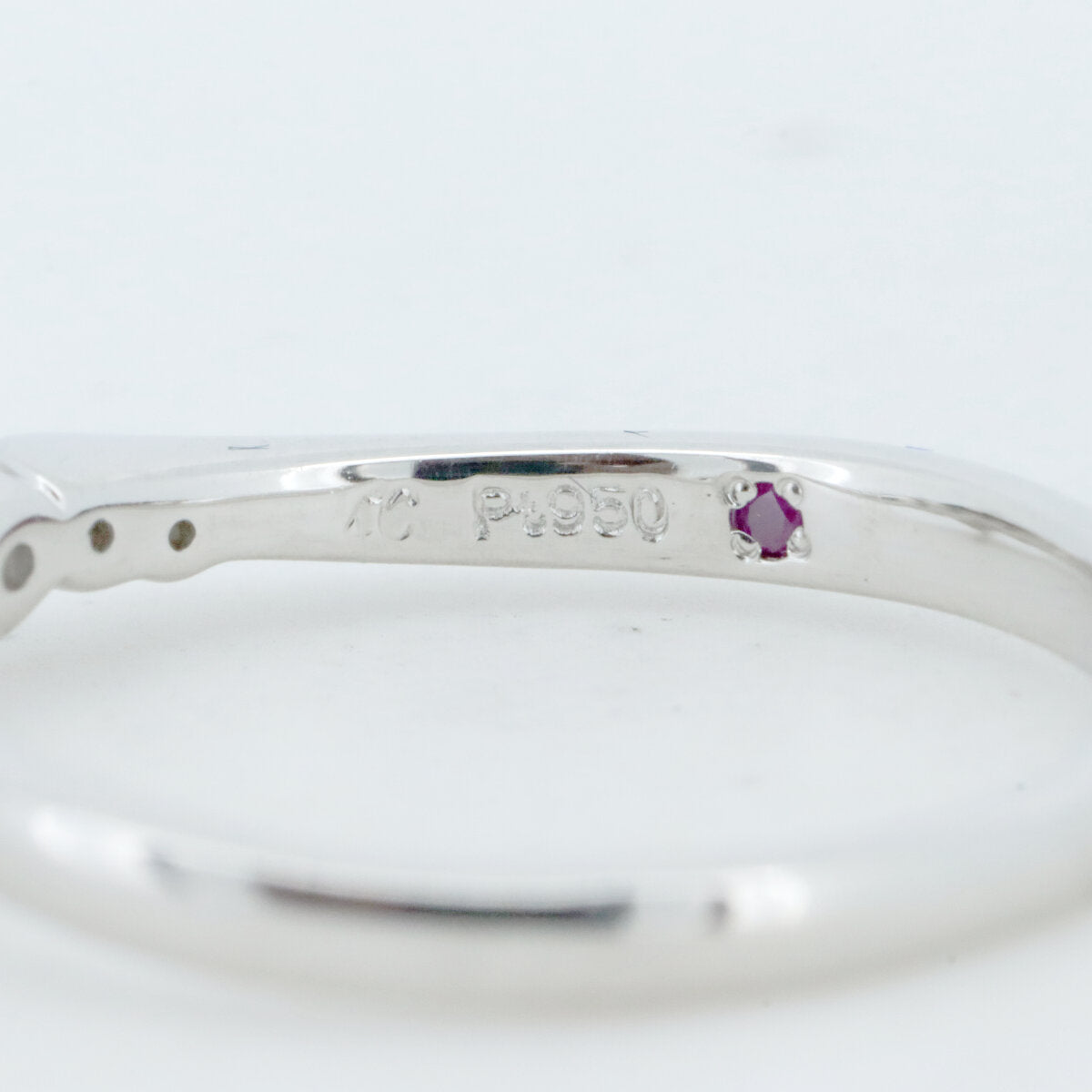 4℃ Diamond Pt950 Ring - Elegant Platinum Wedding Band for Women, Perfect for Engagement, Anniversary & Special Occasions