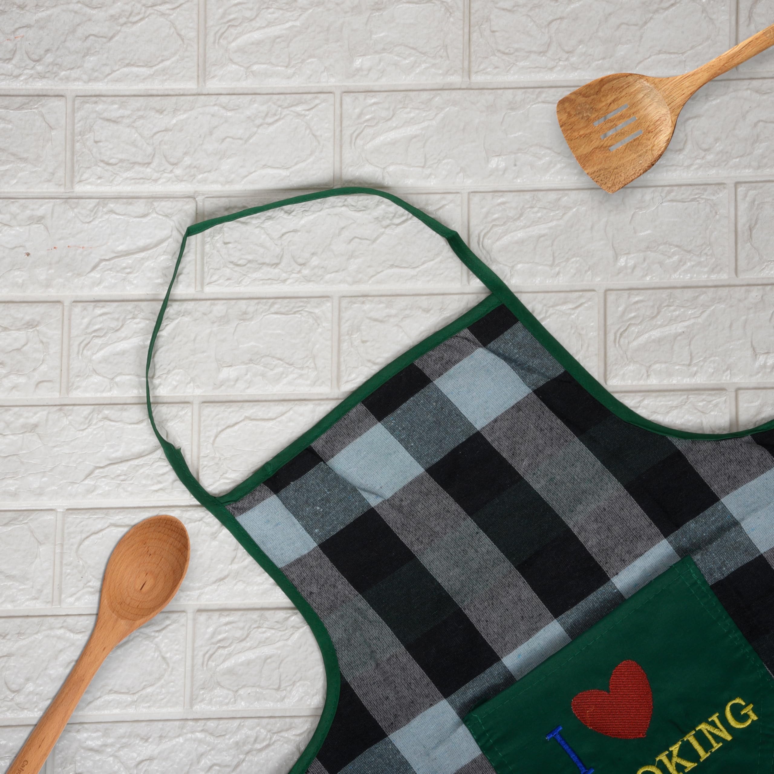 Kuber Industries Waterproof Kitchen Apron for Women & Men - Chef & Restaurant Apron with Front Pocket - Durable Cooking Apron in Bada Check Green - Perfect for Home Cooking, BBQ, Baking & Professional Kitchens