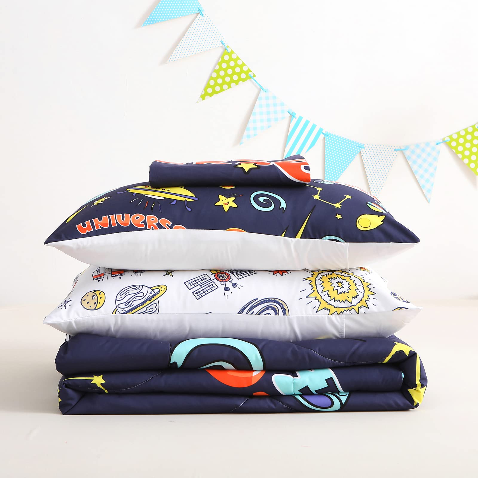 Yasida 7-Piece Twin Space Bedding Set for Kids & Teens - Astronaut Themed Comforter Set with 1 Comforter, 1 Flat Sheet, 1 Fitted Sheet & 4 Pillowcases - Perfect for Boys' Room Decor, Space-Themed Bedrooms & Gift Ideas