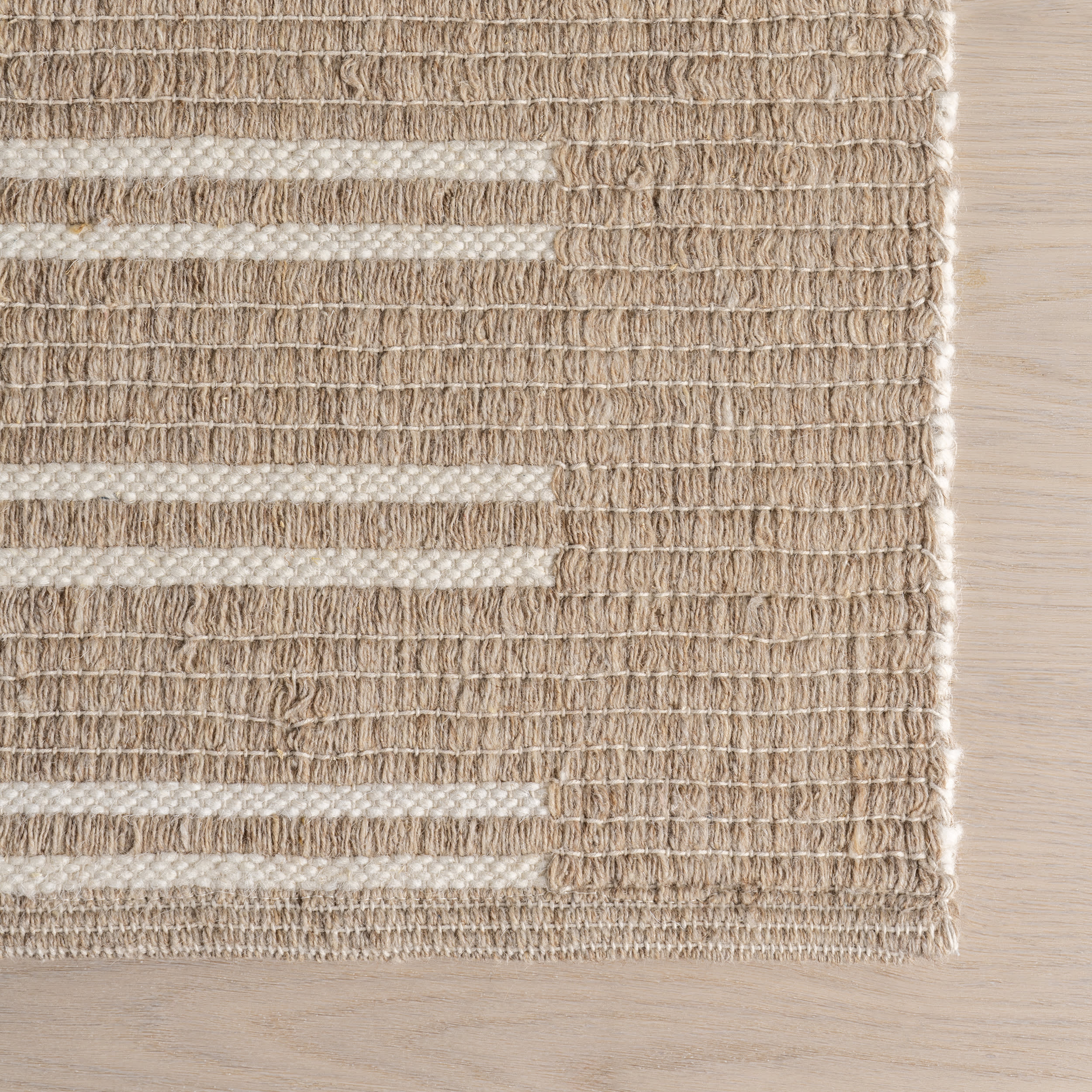 Reversible Wool Rug - Natural & Soft Handmade Area Rug for Living Room, Bedroom - Eco-Friendly & Durable Home Decor